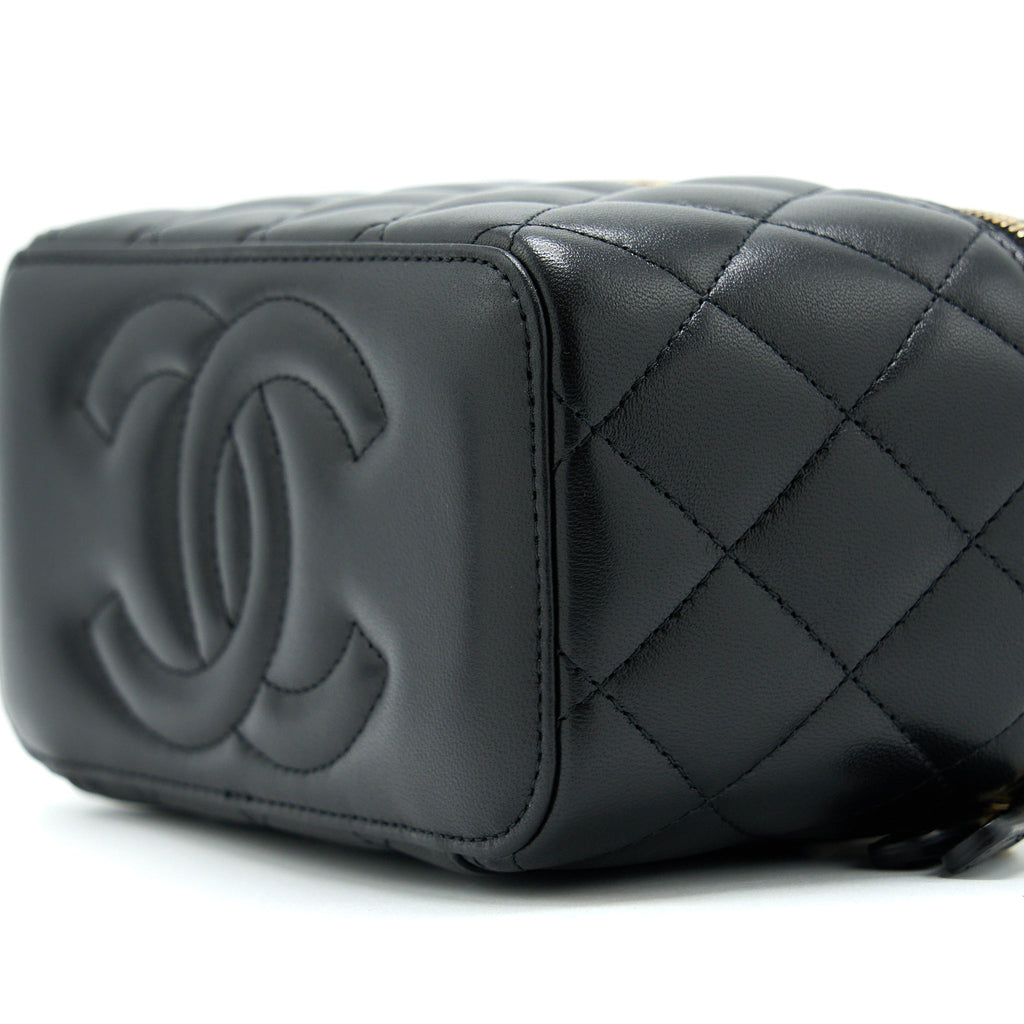 chanel-22a-top-handle-long-vanity-with-chain-lambskin-black-lghw-new-version