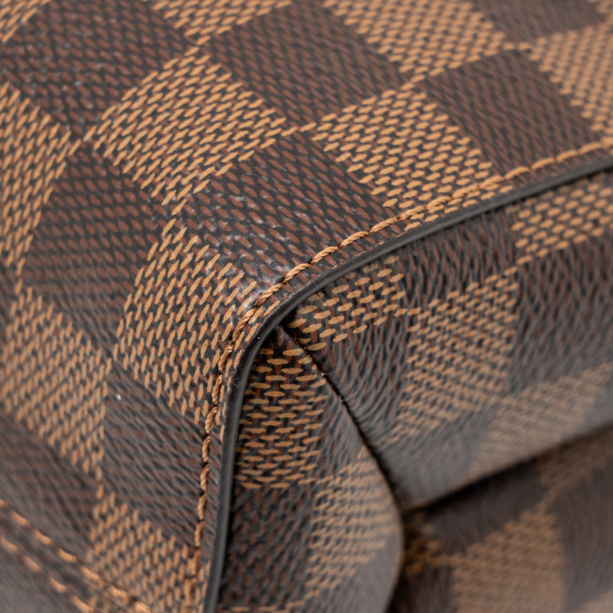 louis-vuitton-vavin-pm-damier-ebene-canvas-cream-white-ghw