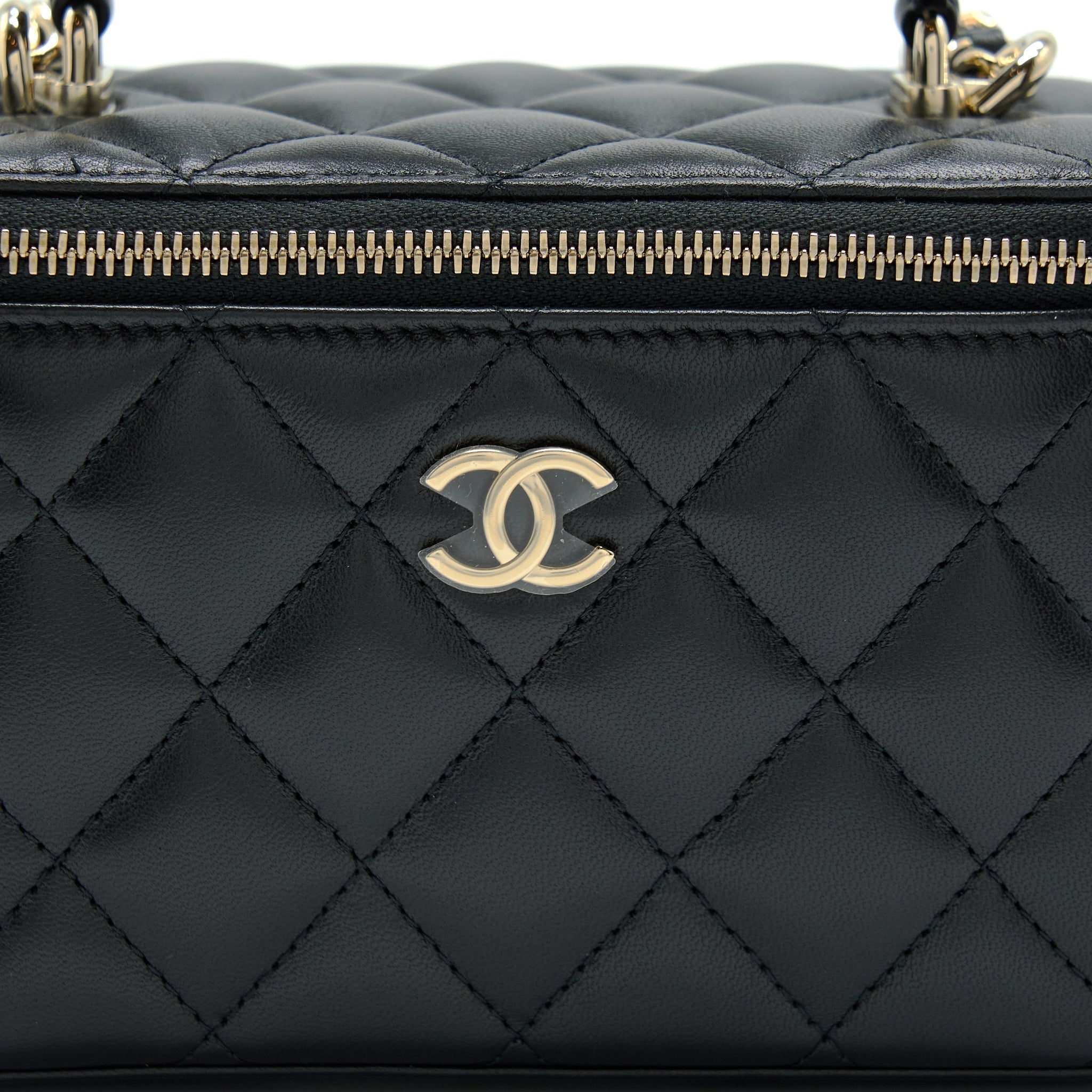 chanel-22a-top-handle-long-vanity-with-chain-lambskin-black-lghw-new-version