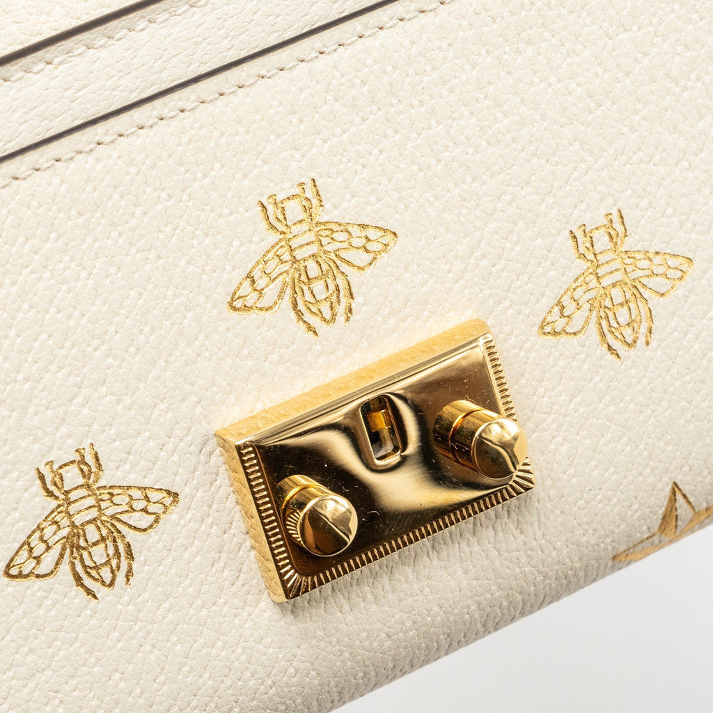gucci-wallet-on-chain