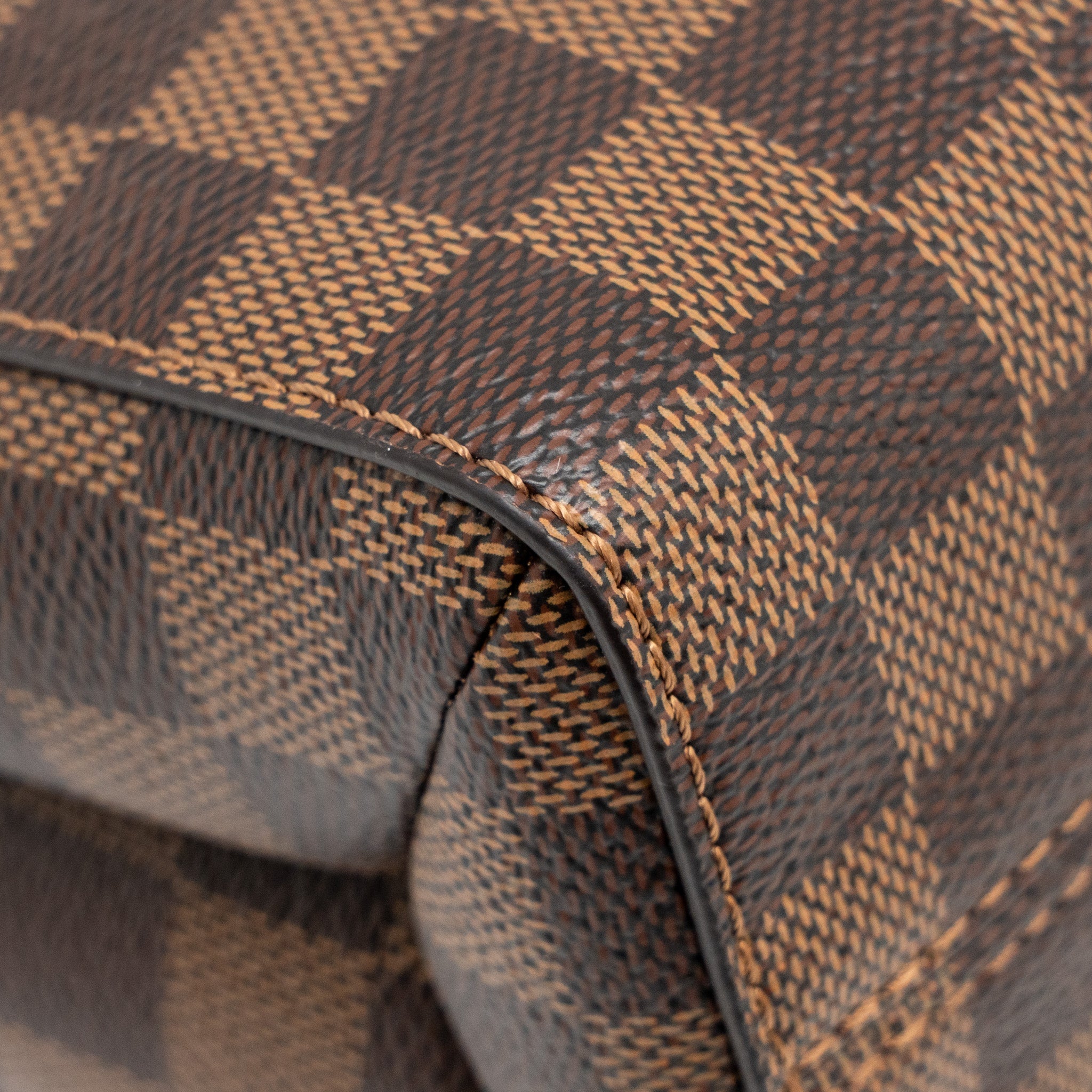 louis-vuitton-vavin-pm-damier-ebene-canvas-cream-white-ghw