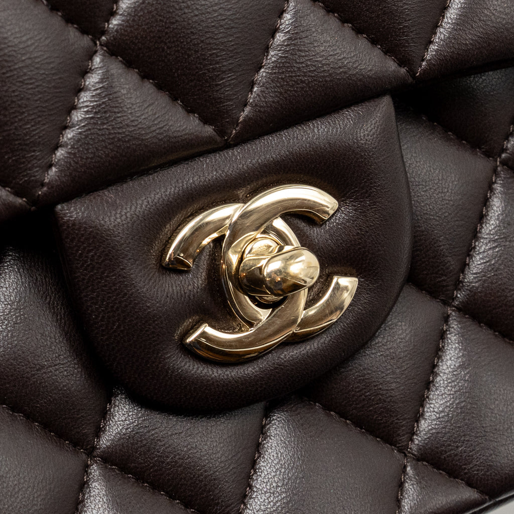 chanel-double-flap-bag-lambskin