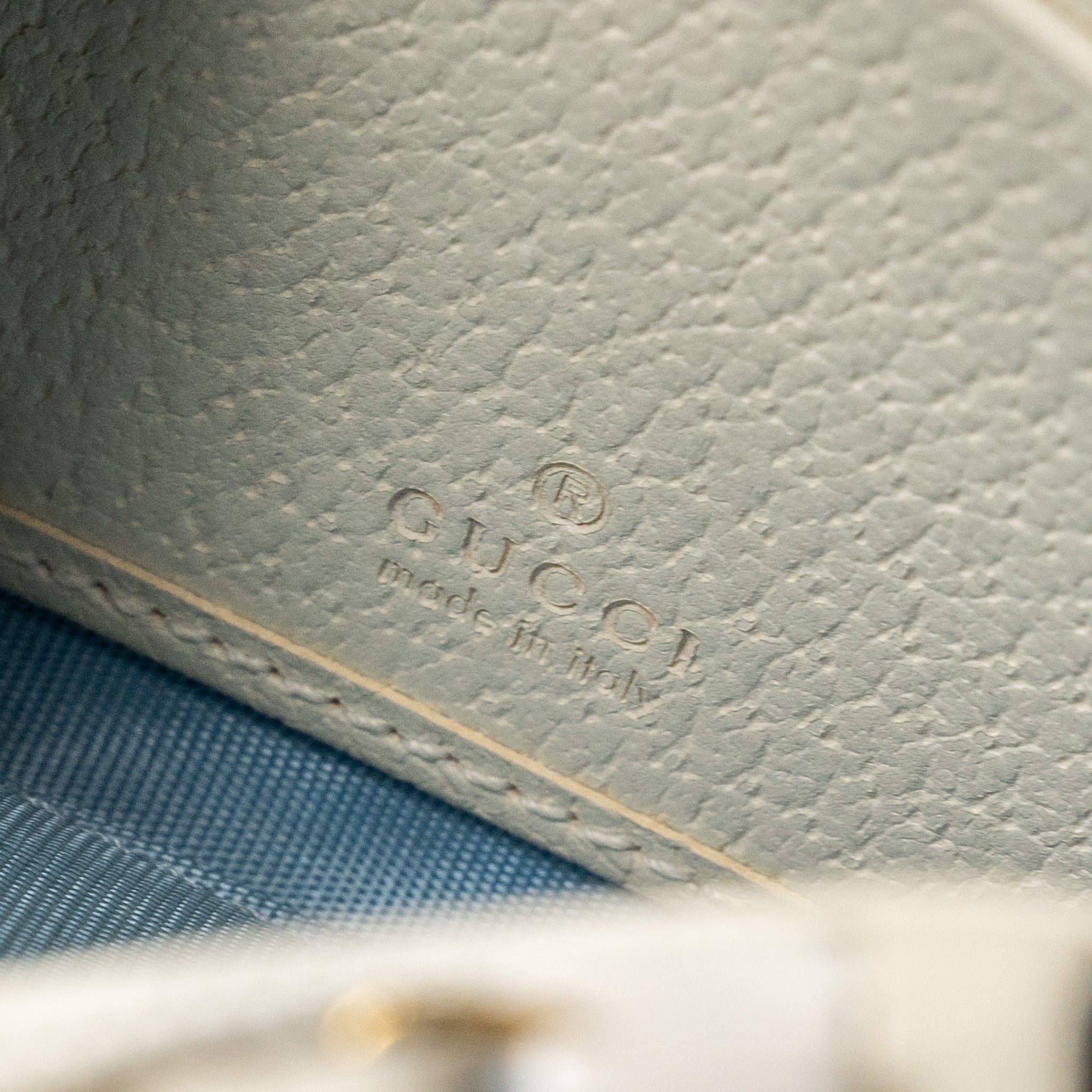 gucci-wallet-on-chain