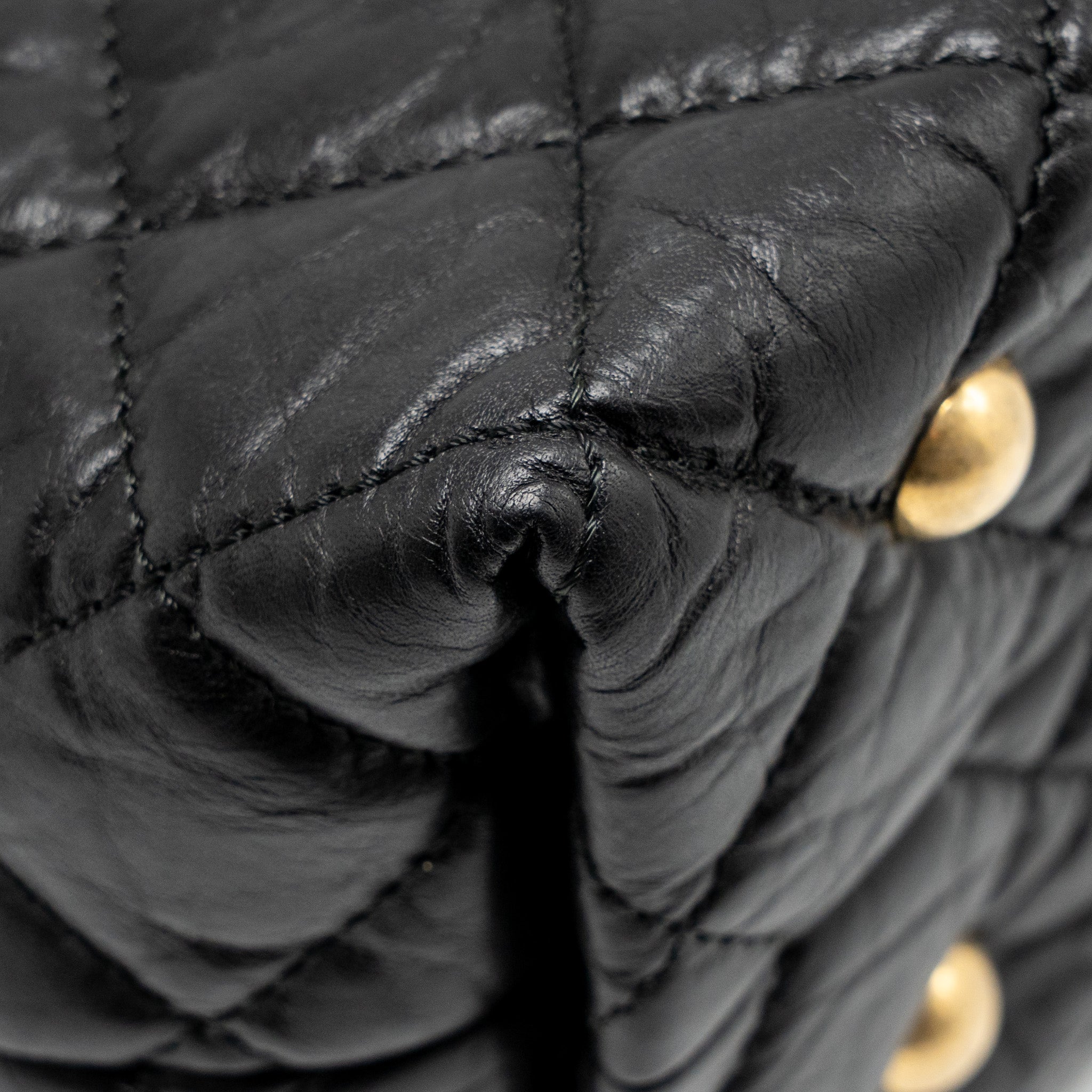chanel-2-55-reissue-tote-bag-quilted-aged-calfskin-black-ghw