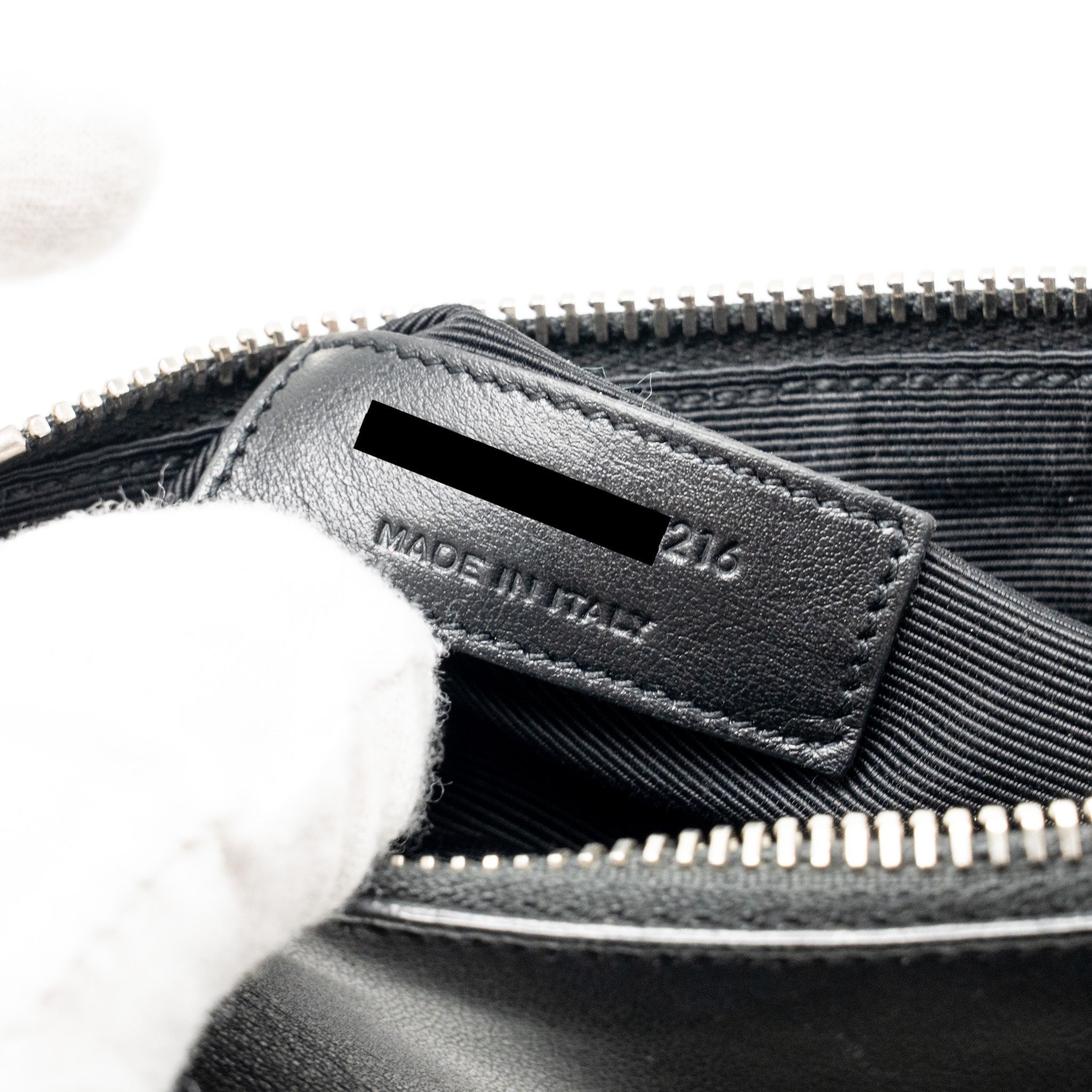 saint-laurent-sac-de-jour-grained-calfskin-black-shw-1