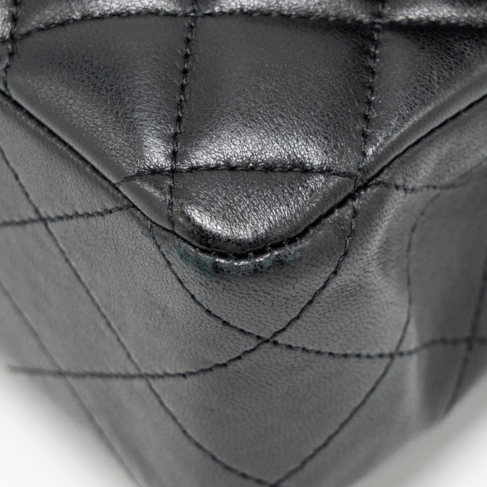 chanel-medium-classic-double-flap-bag-lambskin-black-ghw-copy-2