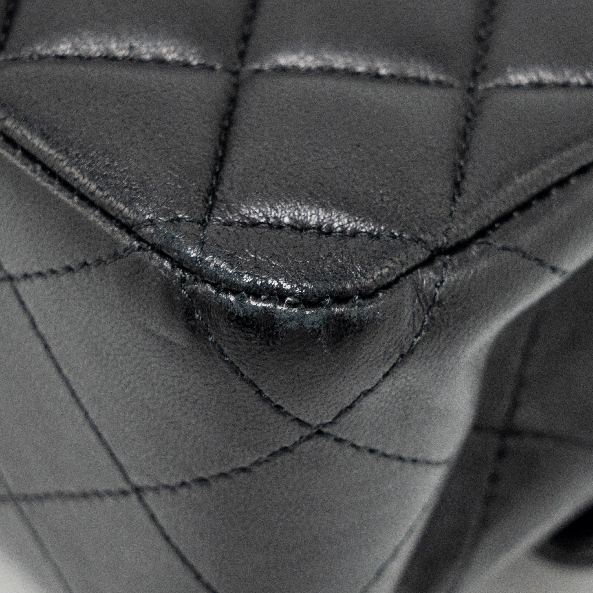 chanel-medium-classic-double-flap-bag-lambskin-black-ghw-copy-2