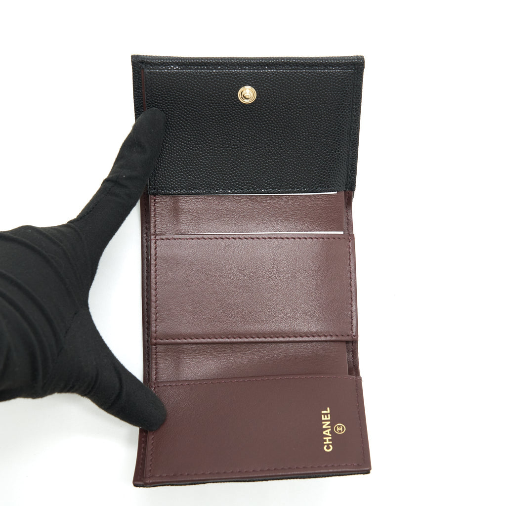 chanel-small-compact-wallet-caviar-black-lghw