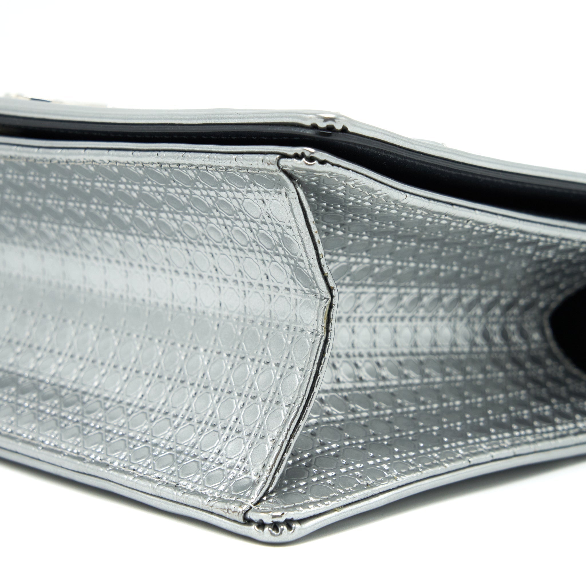 dior-medium-diorama-metallic-silver-shw