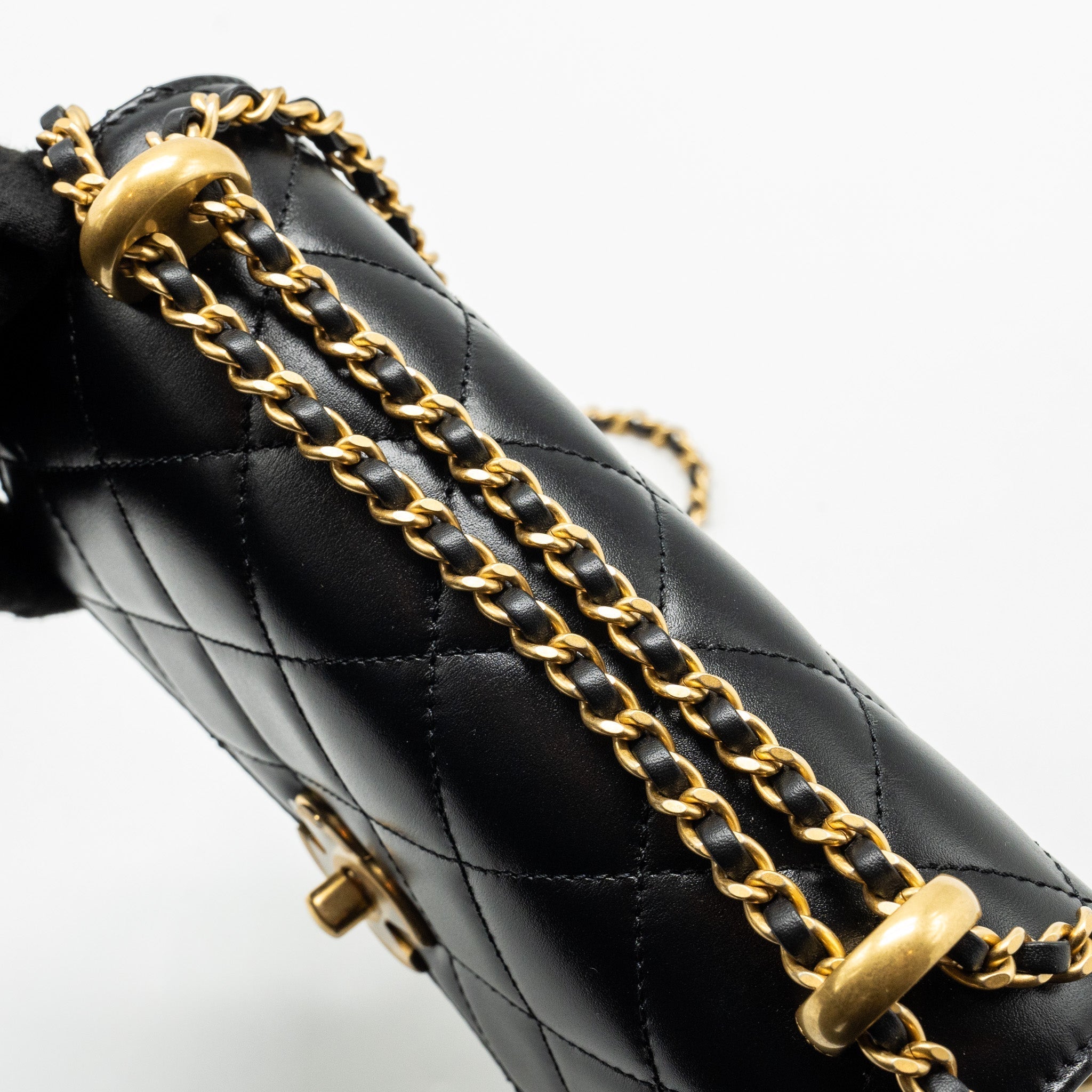 chanel-24c-gold-crush-mini-flap-bag-calfskin-black-ghw-microchip-copy