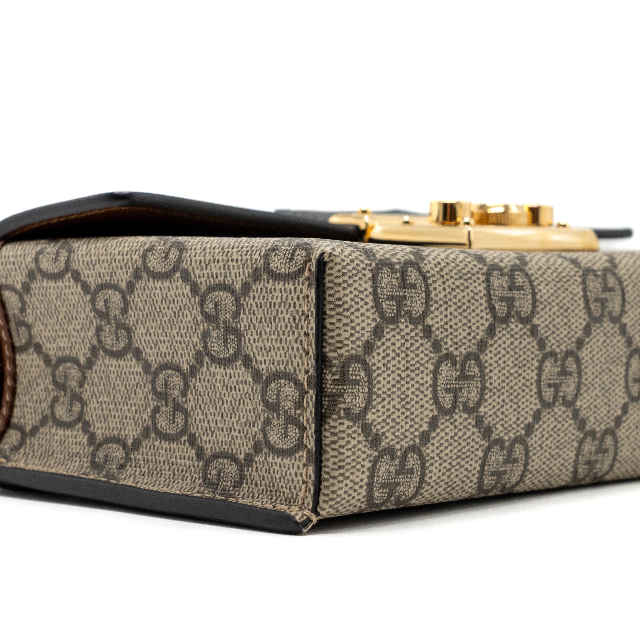 gucci-padlock-mini-top-handle-bag-gg-supreme-canvas-leather-multicolour-ghw