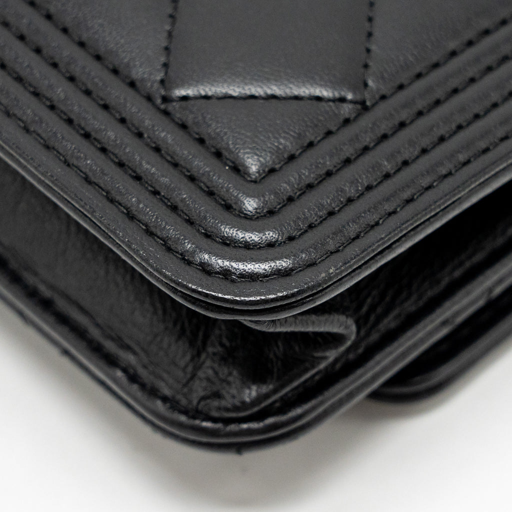 chanel-boy-wallet-on-chain-lambskin-black-ghw-1