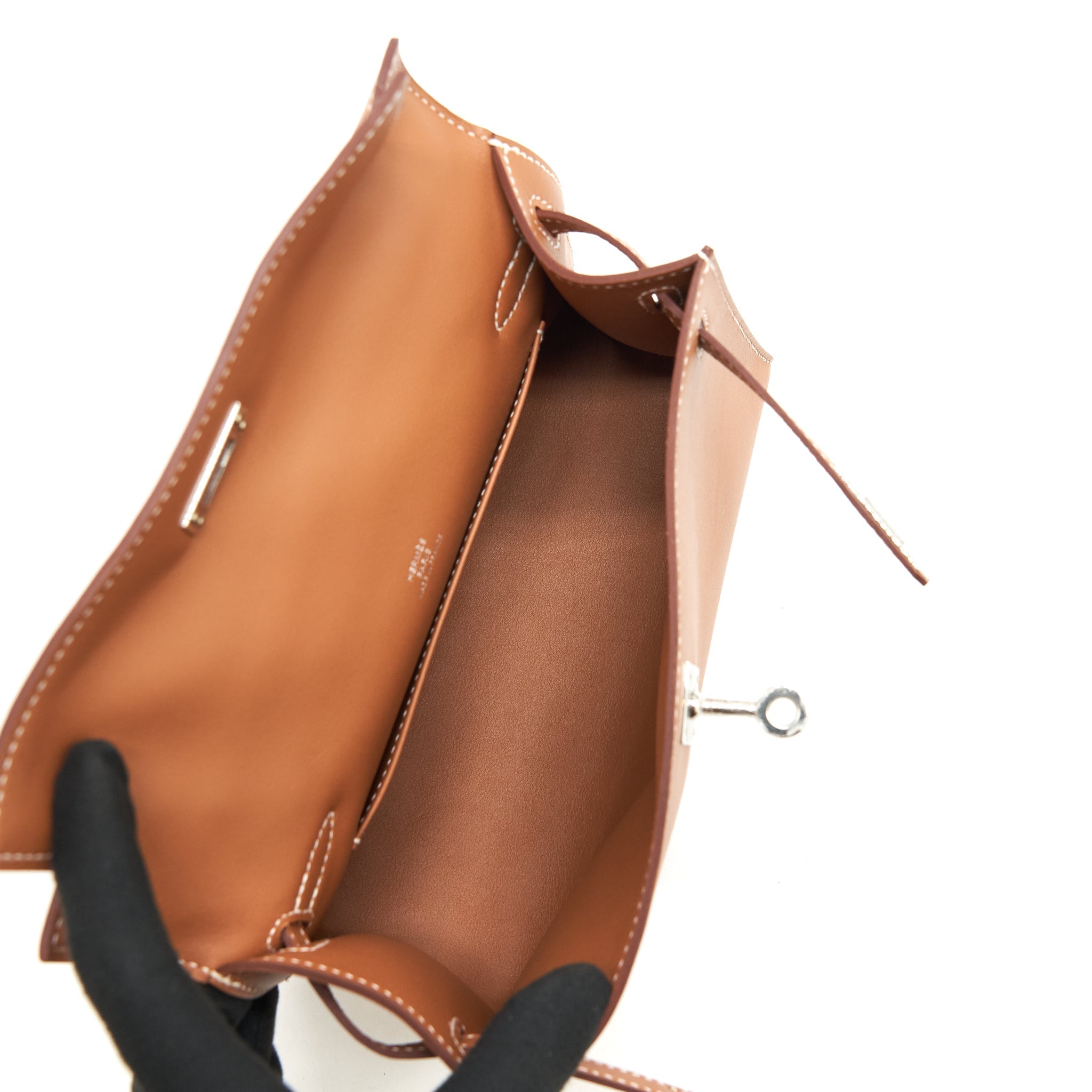 hermes-kelly-pochette-swift-gold-shw-stamp-z