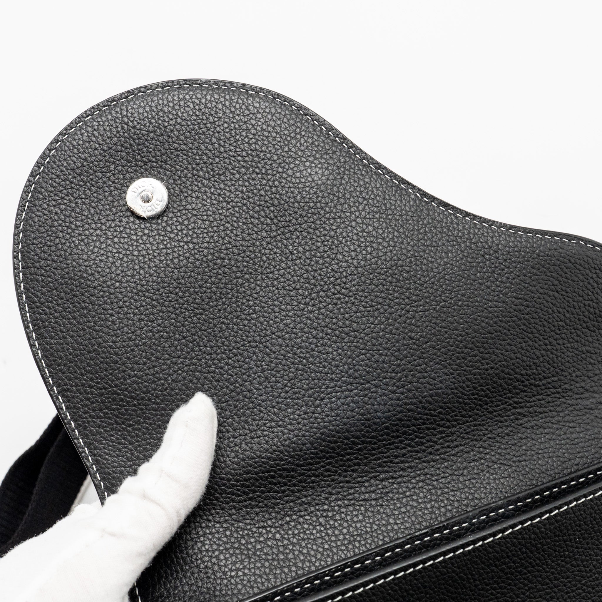 dior-x-kaws-pouch-saddle-bag-leather-black-shw-copy