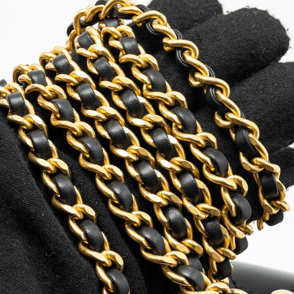 chanel-24c-gold-crush-mini-flap-bag-calfskin-black-ghw-microchip-copy