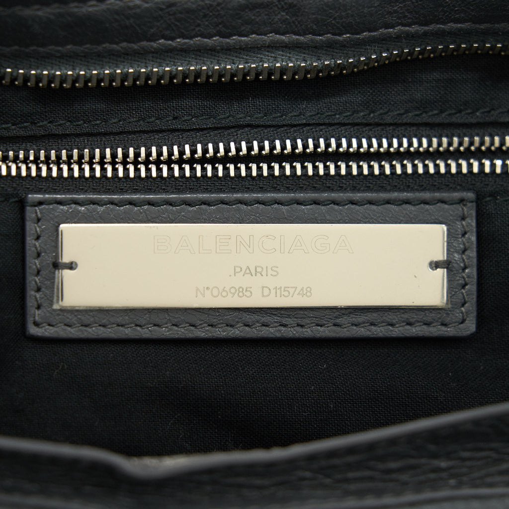 balenciaga-medium-giant-city-bag-grey-with-shw