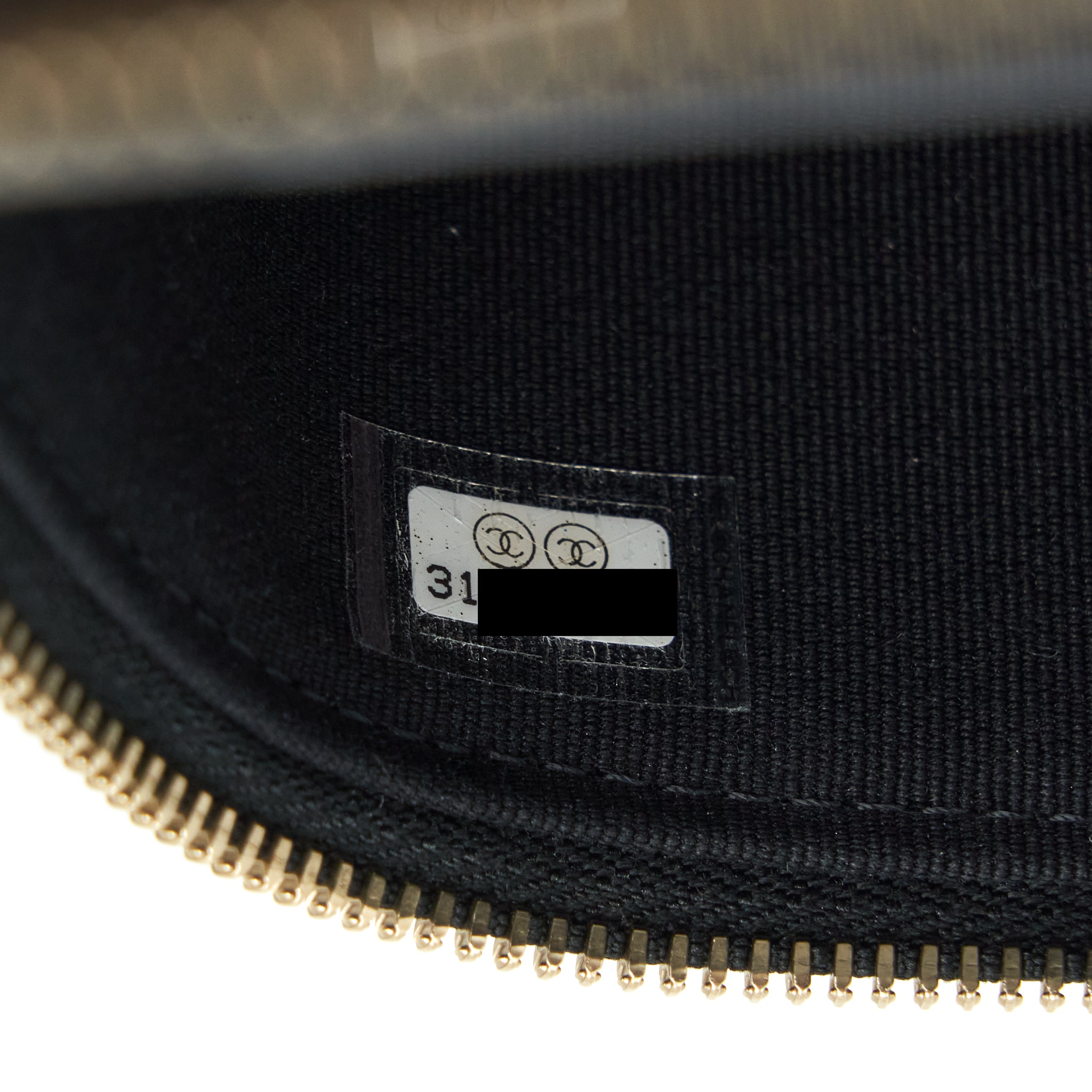 chanel-22p-long-vanity-with-logo-on-chain-caviar-black-lghw