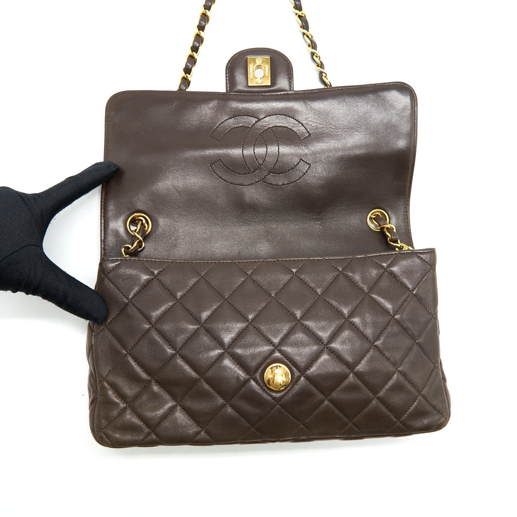 chanel-medium-flap-bag-chocolate-ghw