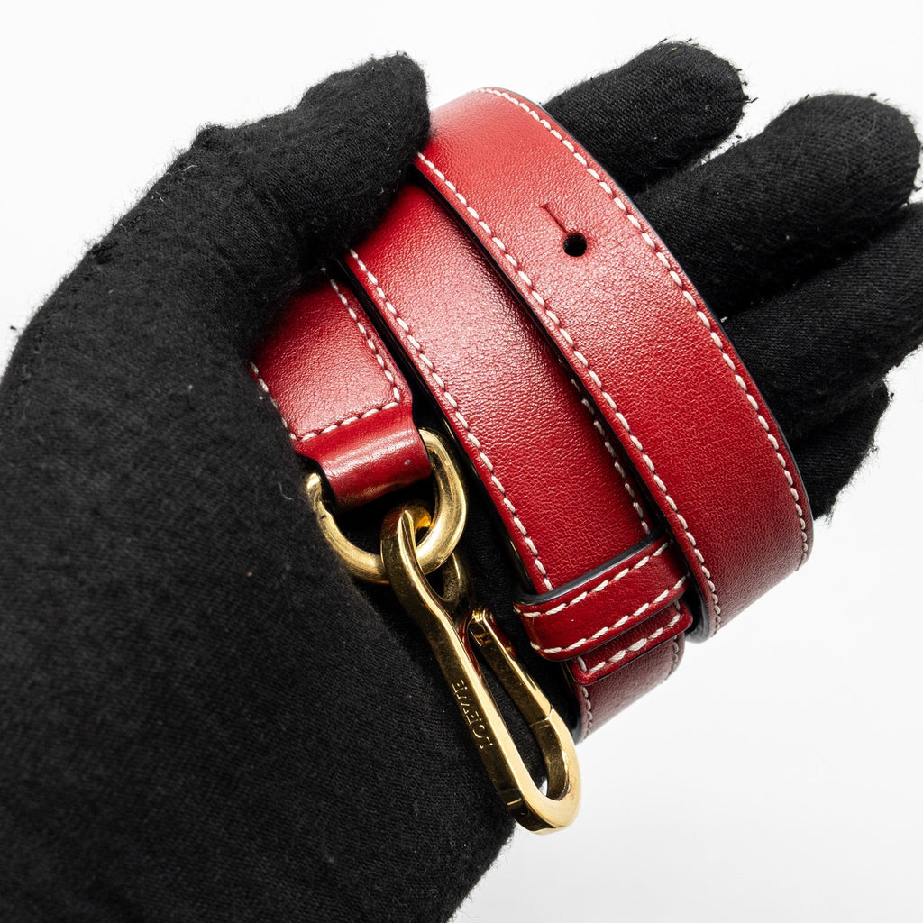 loewe-small-puzzle-grained-calfskin-red-ghw