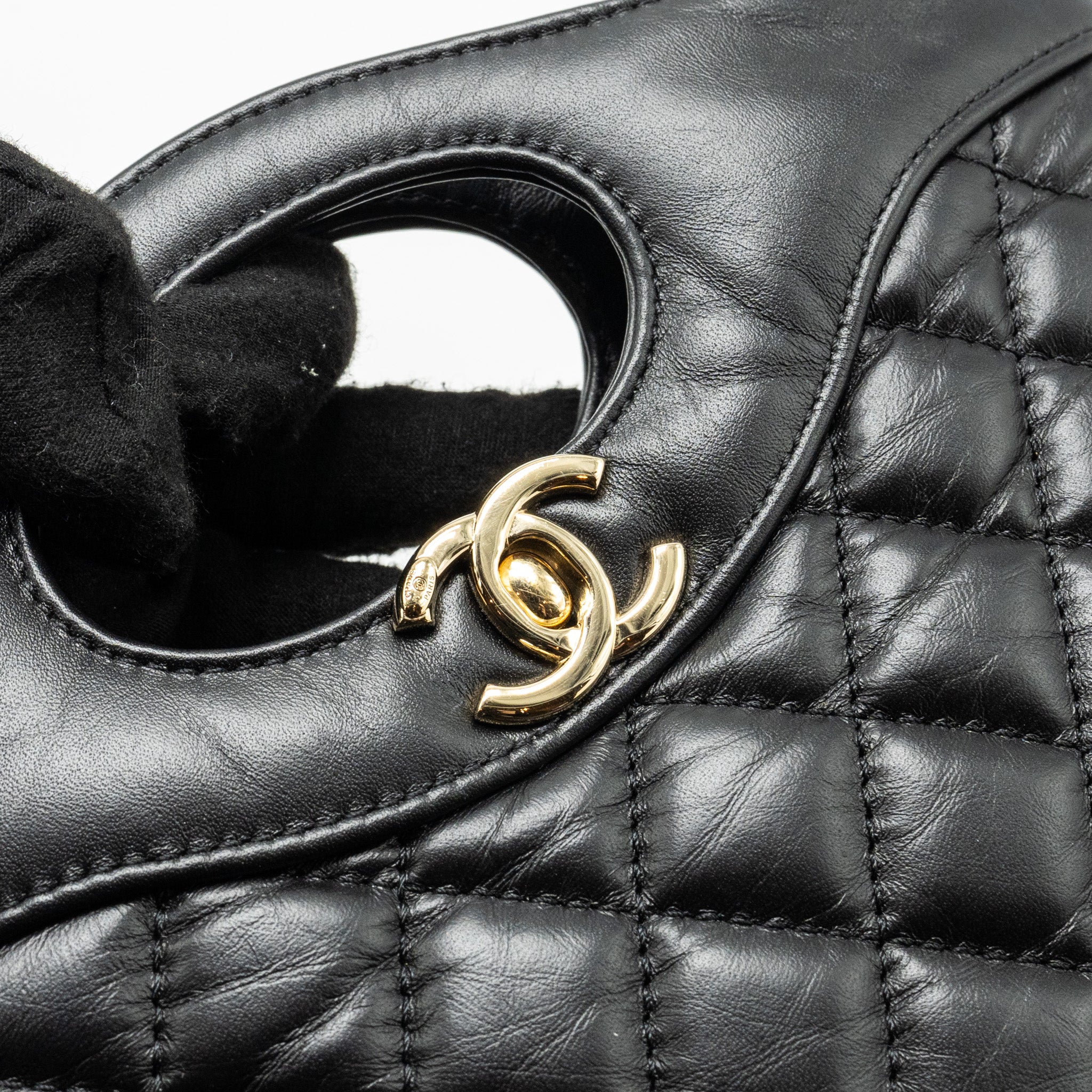 chanel-23a-mini-31-bag-calfskin-black-lghw-microchip-copy