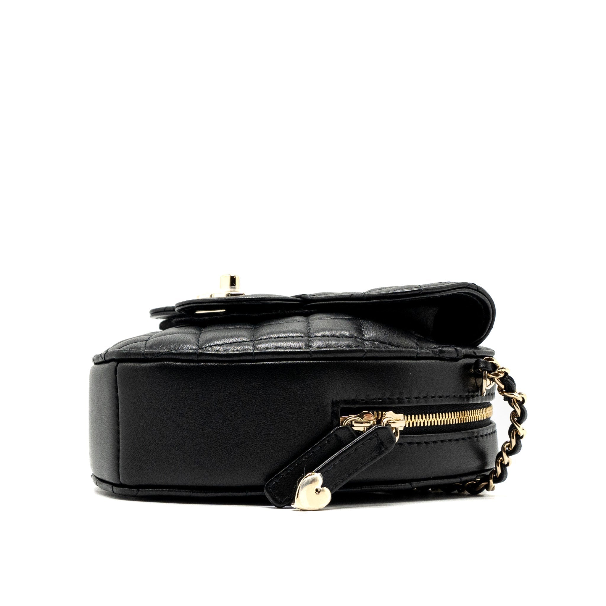chanel-22s-heart-bag-lambskin-black-lghw-microchip-2