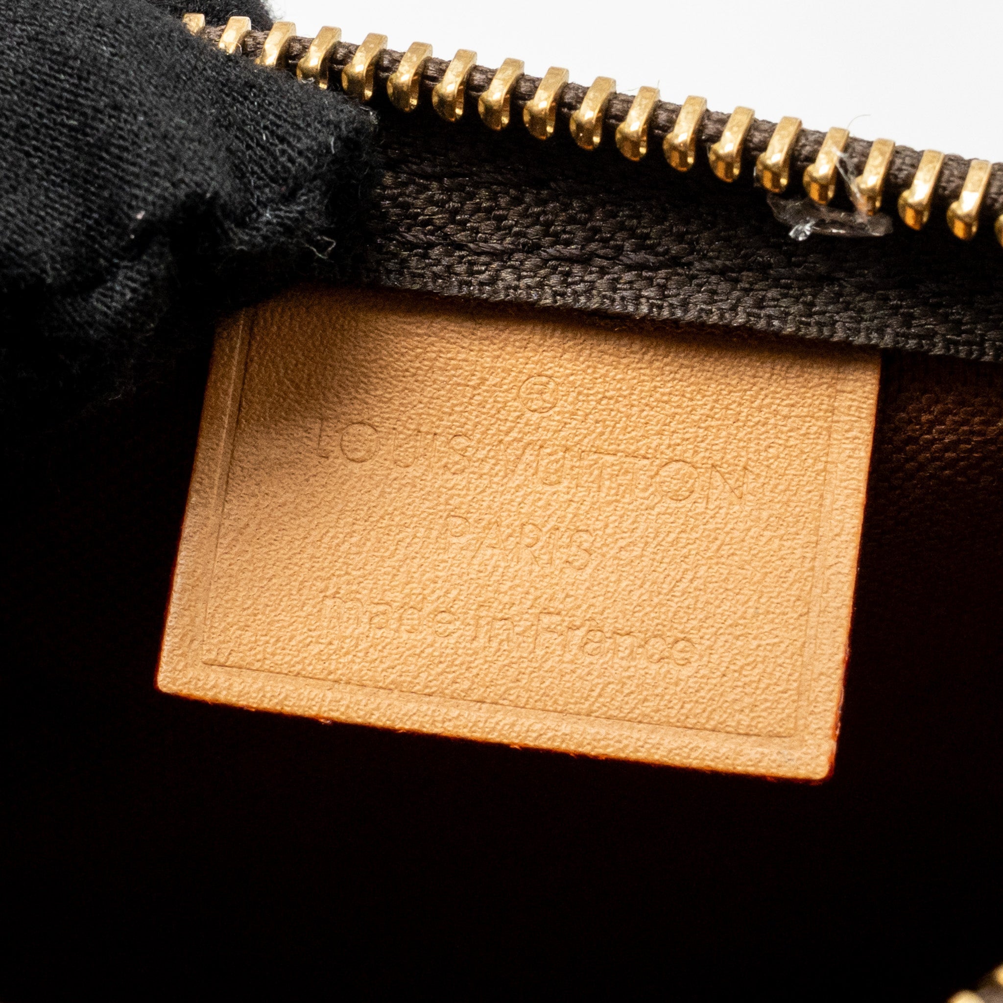 louis-vuitton-nano-speedy-monogram-canvas-ghw-13