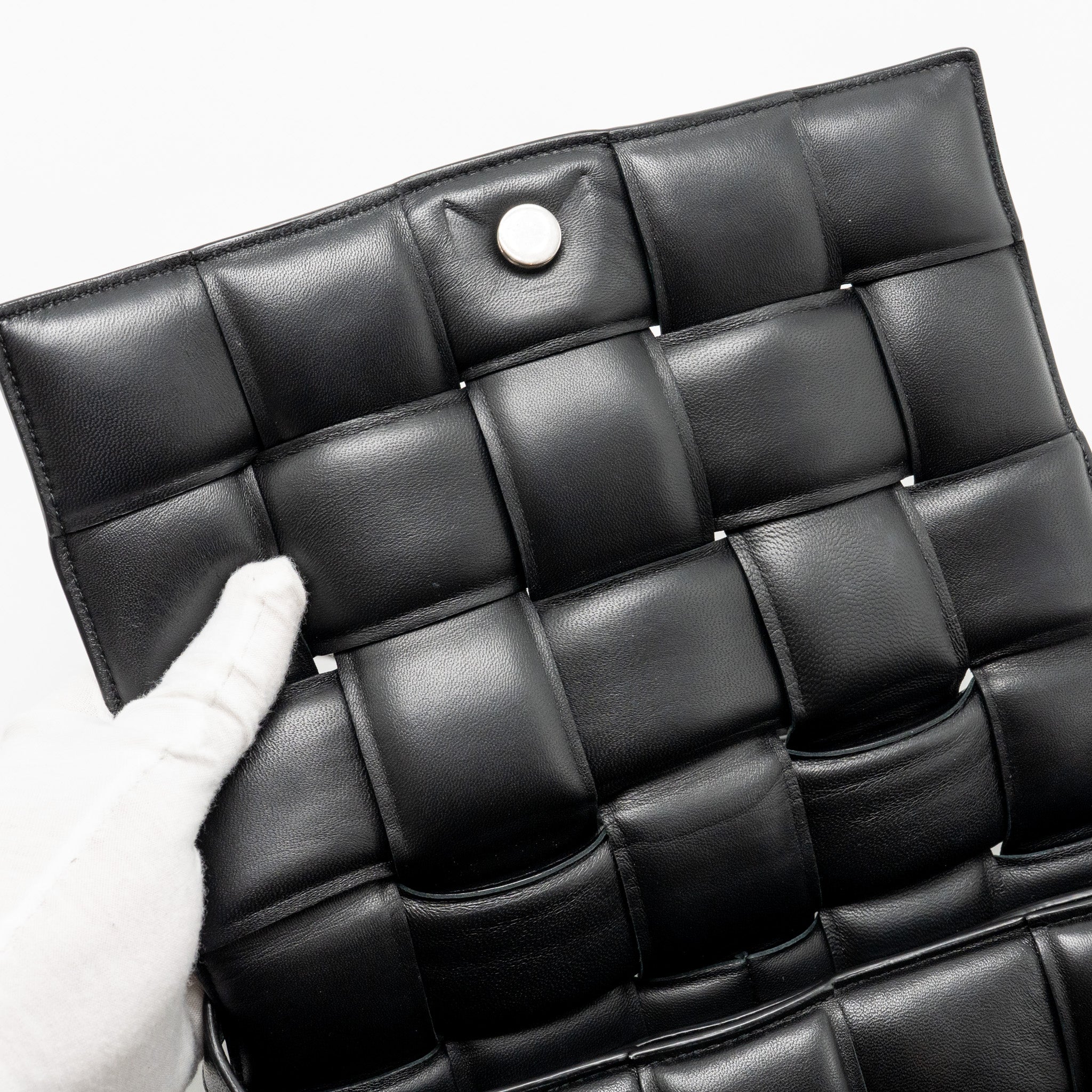 bottega-veneta-padded-cassette-lambskin-black-shw