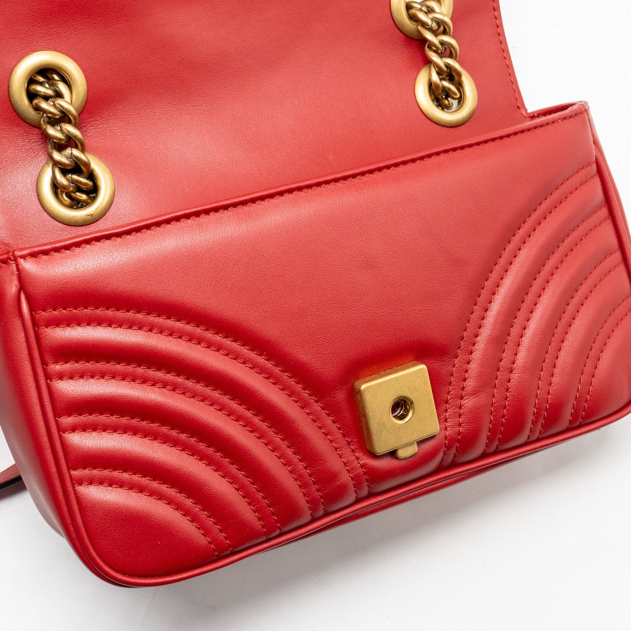 gucci-small-gg-marmont-shoulder-bag-calfskin-red-brushed-ghw-copy