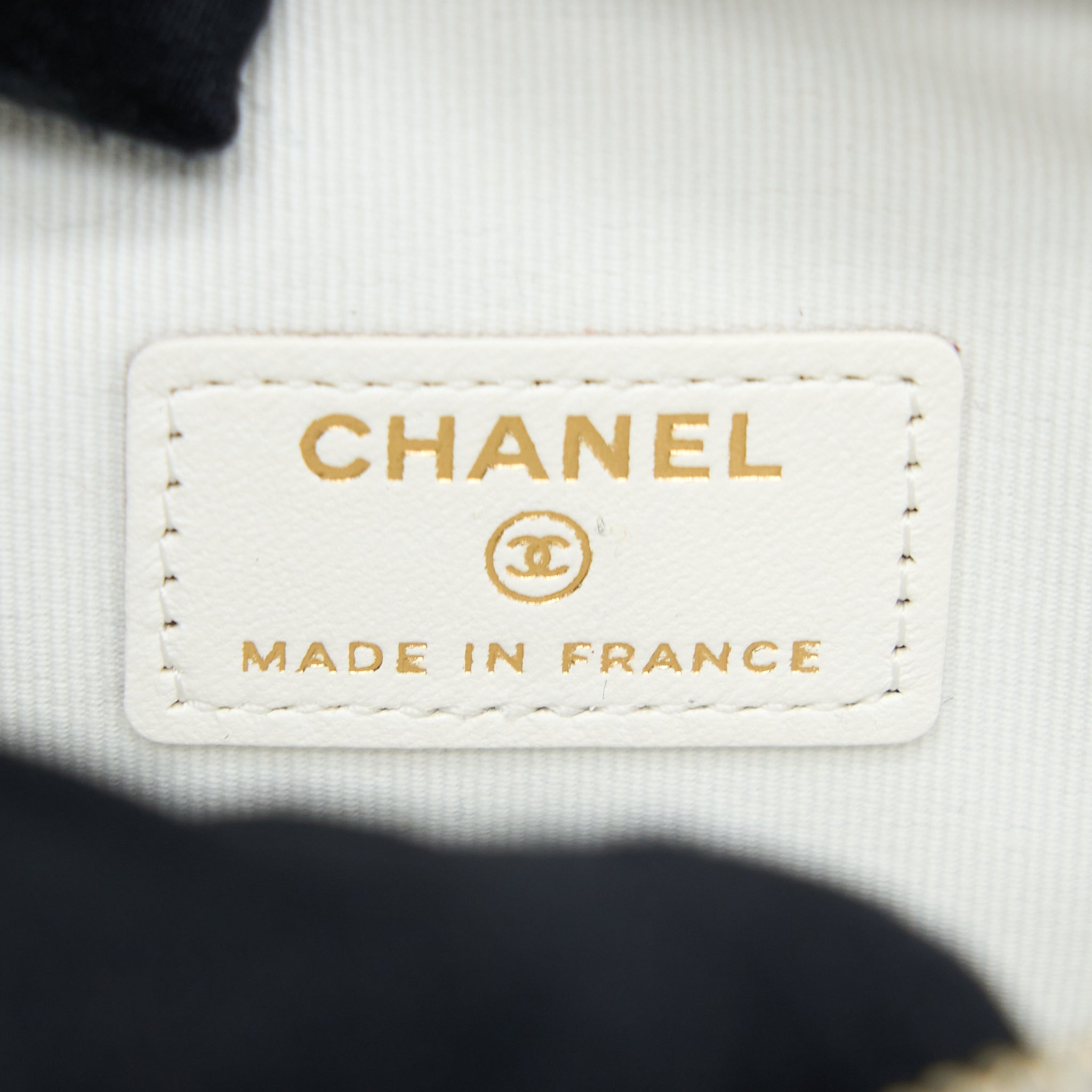 chanel-small-heart-bag-lambskin-white-lghw