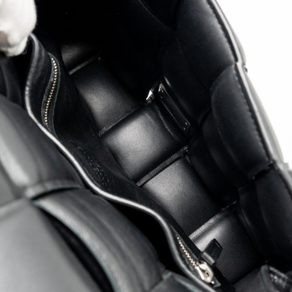bottega-veneta-padded-cassette-lambskin-black-shw