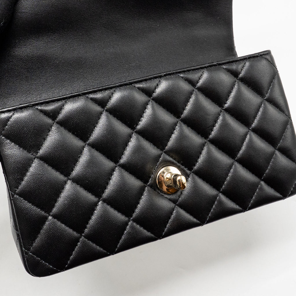 chanel-top-handle-mini-rectangular-flap-bag-lambskin-black-lghwmicrochip-4