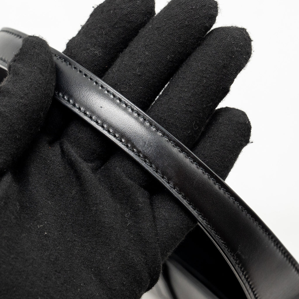 saint-laurent-ysl-mini-le-5-a-7-hobo-bag-smooth-calfskin-black-ghw-1