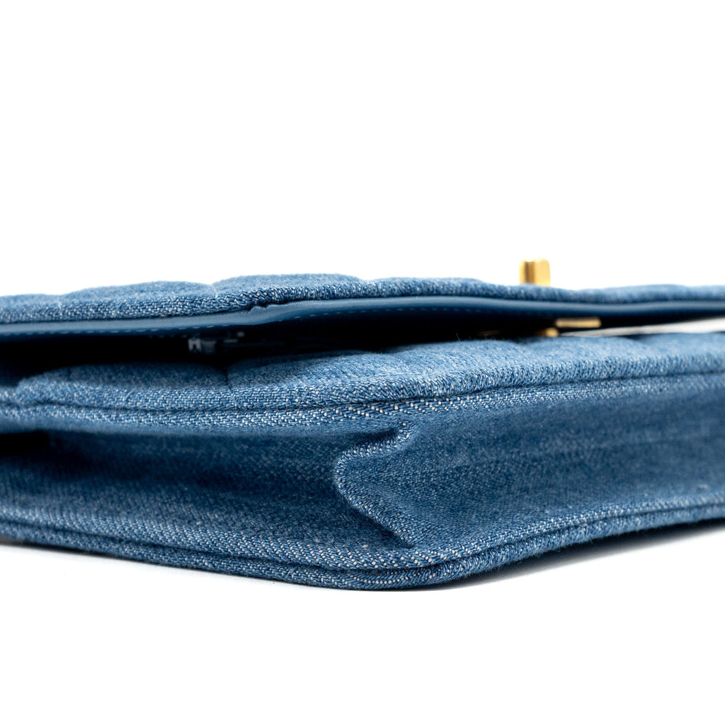 chanel-pearl-crush-wallet-on-chain-denim-blue-ghw-microchip