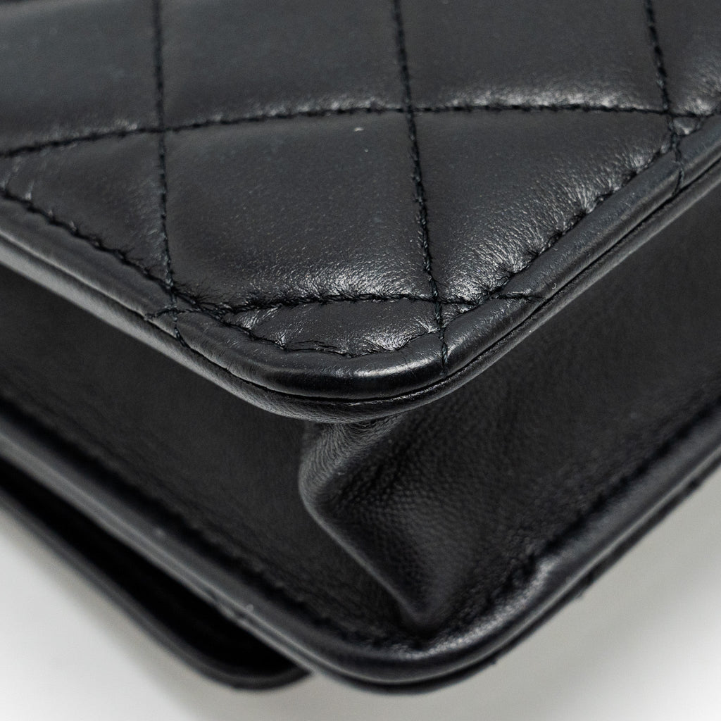 chanel-trendy-cc-wallet-on-chain-lambskin-black-lghw-microchip