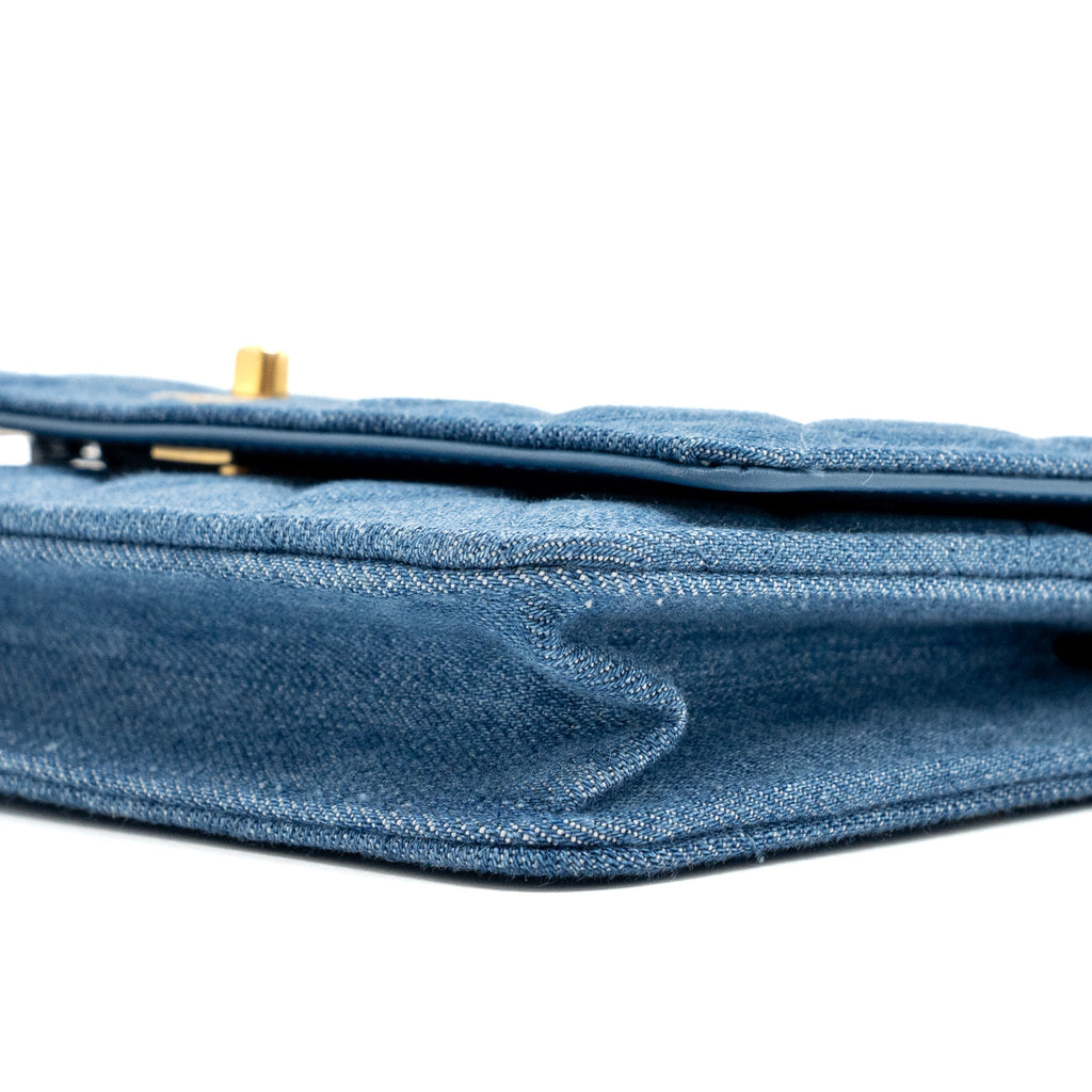 chanel-pearl-crush-wallet-on-chain-denim-blue-ghw-microchip