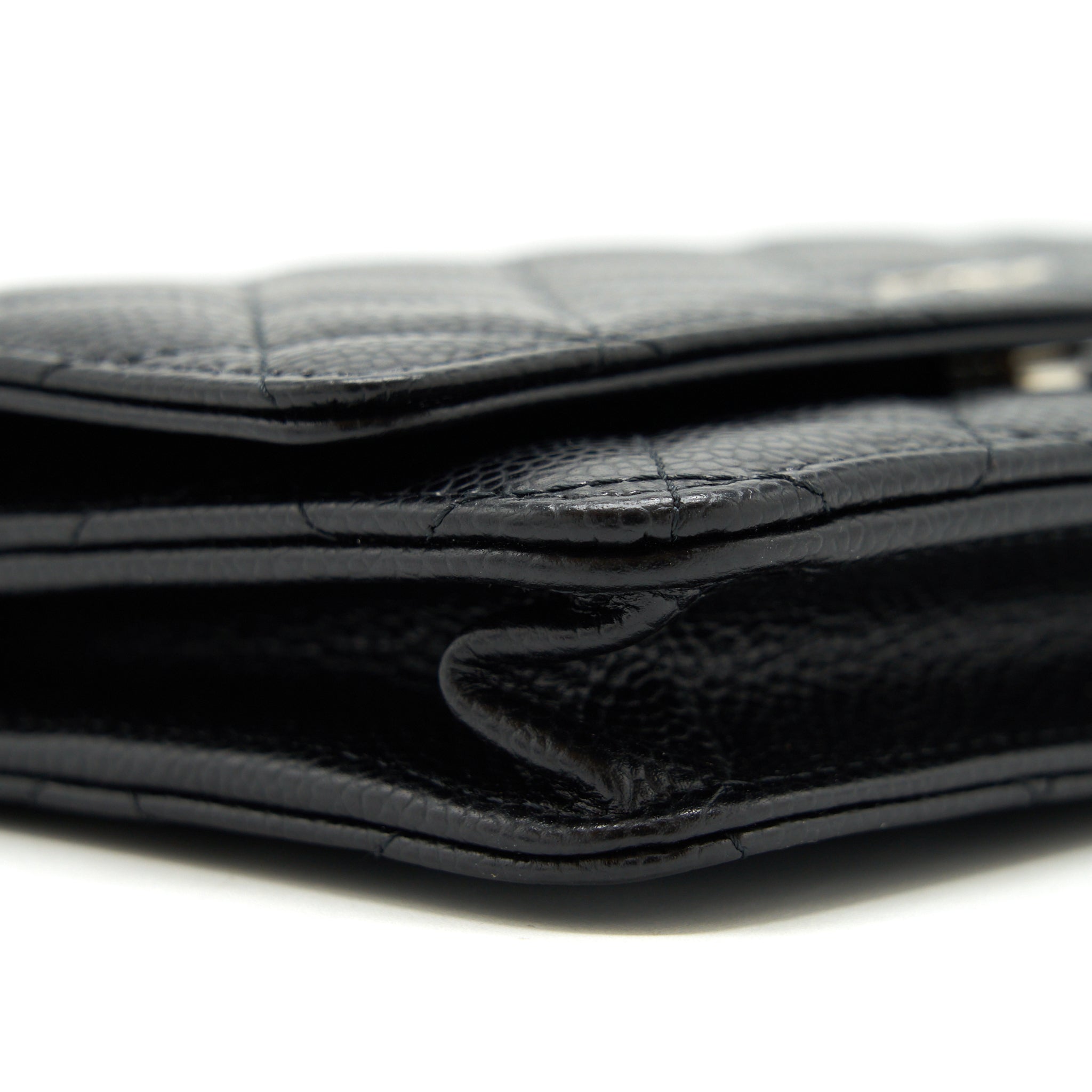 chanel-classic-wallet-on-chain-caviar-black-shw