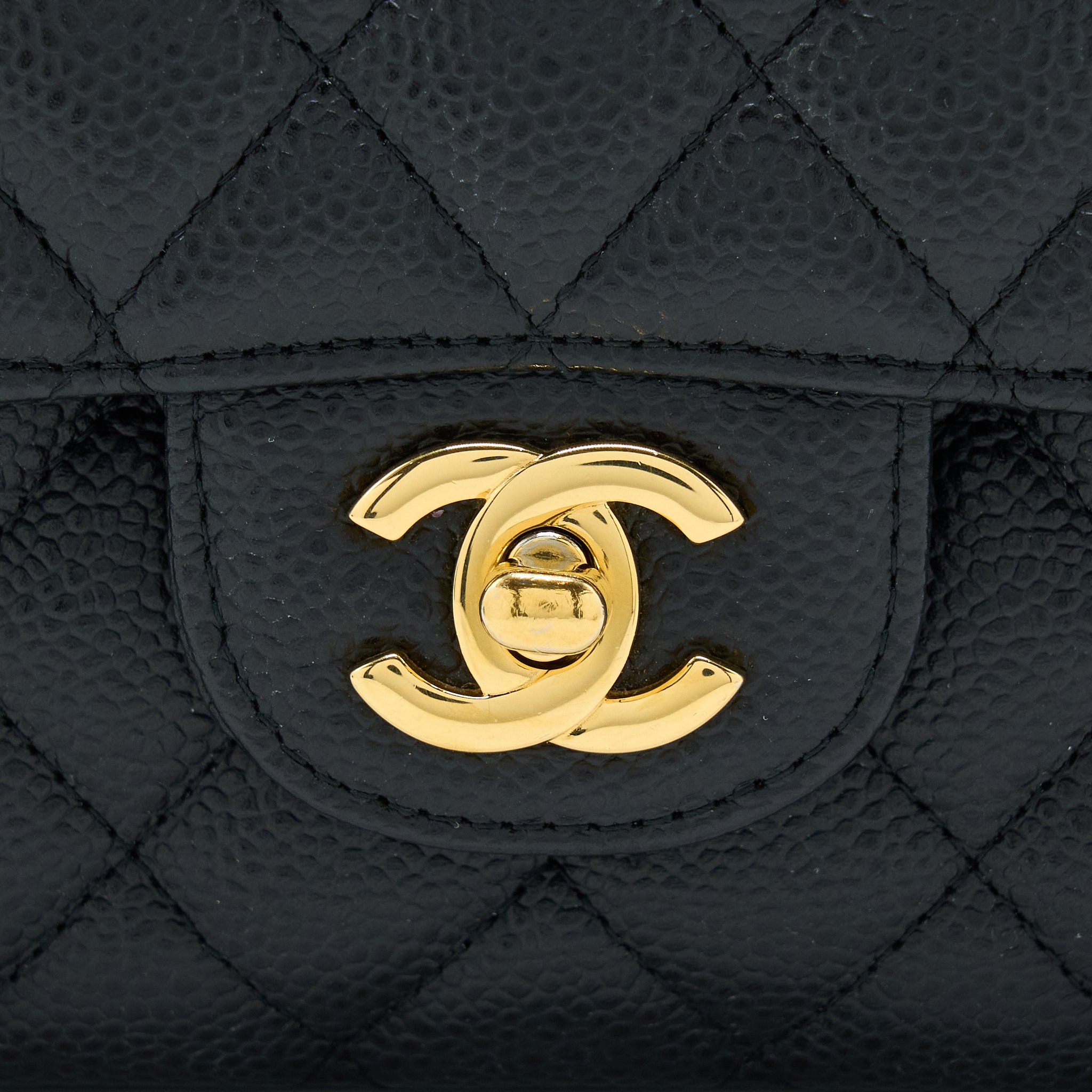 chanel-medium-classic-double-flap-caviar-black-ghw