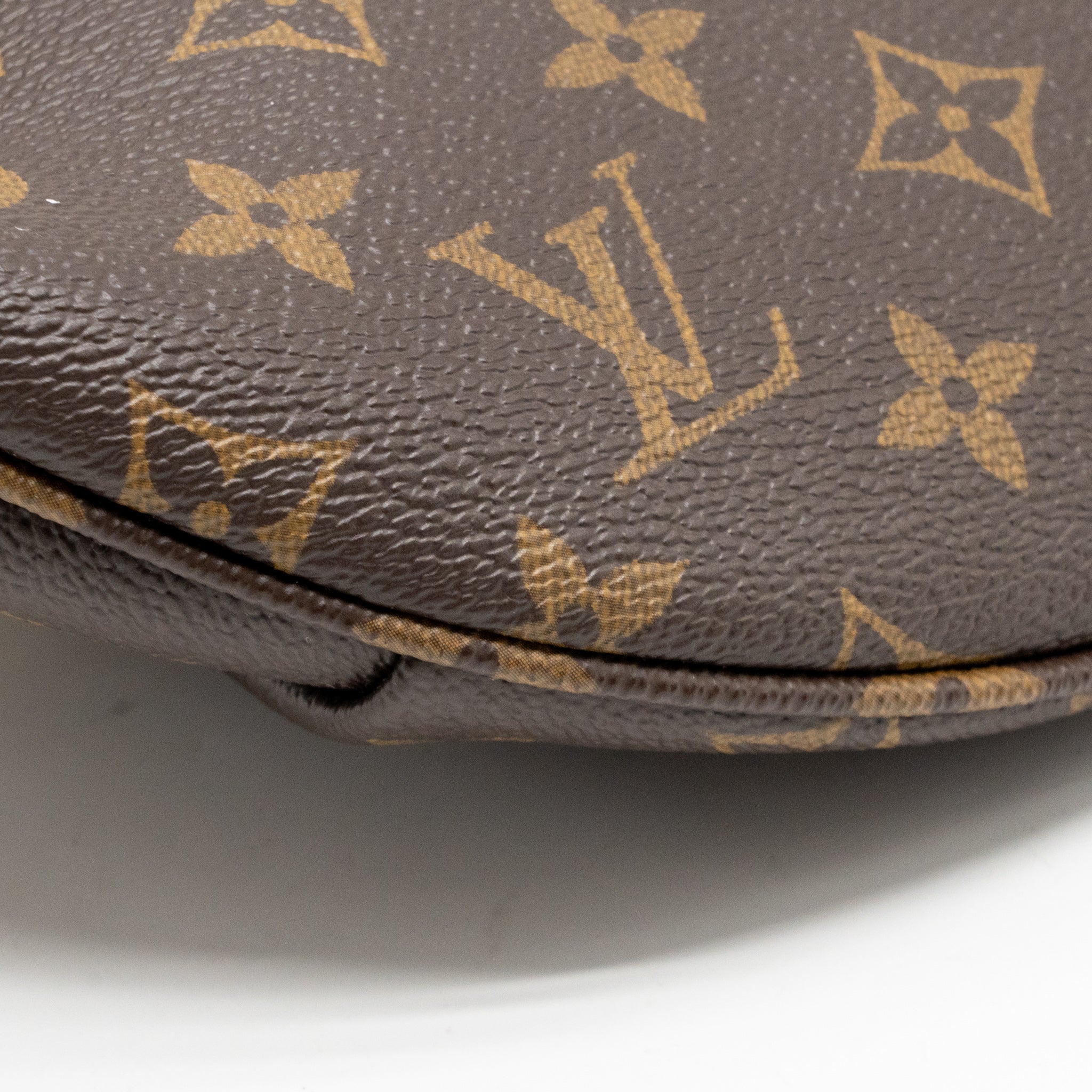 louis-vuitton-high-rise-bumbag-monogram-canvas-ghw