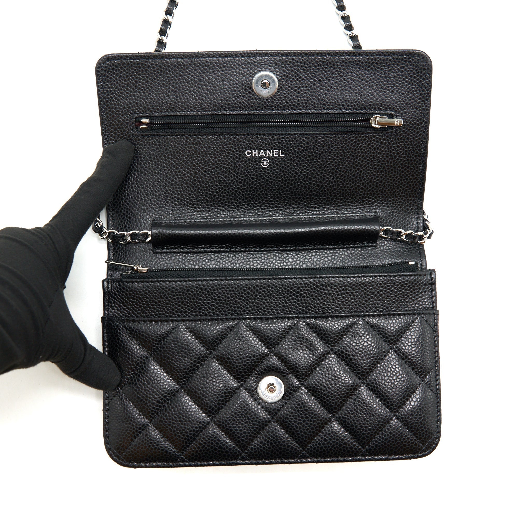 chanel-classic-wallet-on-chain-caviar-black-shw
