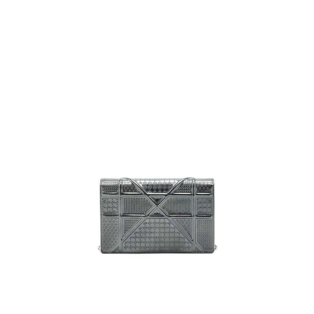 christian-dior-diorama-wallet-on-chain-metallic-metallic-black-shw