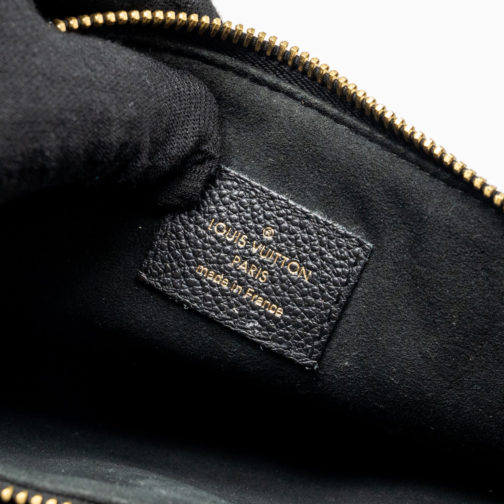 louis-vuitton-envelop-pochette-monogram-empreinte-leather-black-ghw