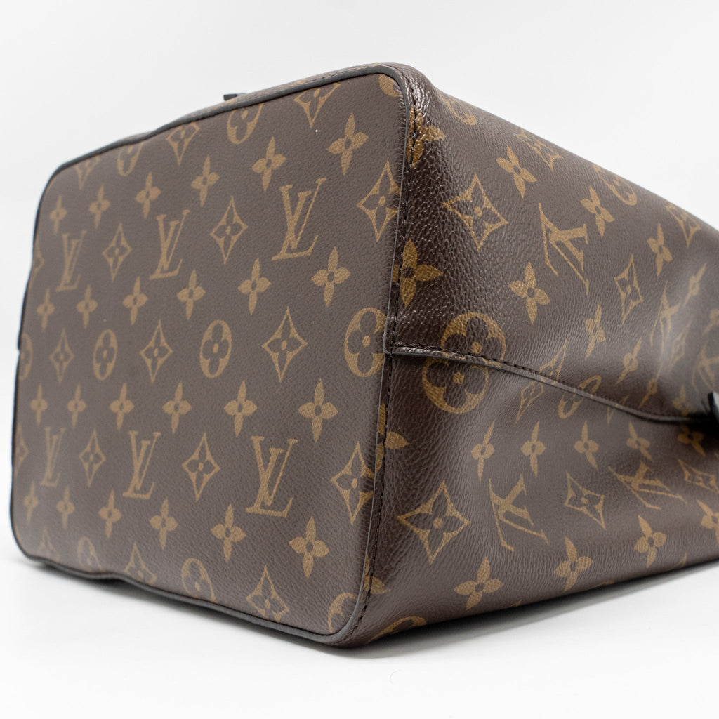 louis-vuitton-neo-noe-monogram-canvas-black-ghw-5