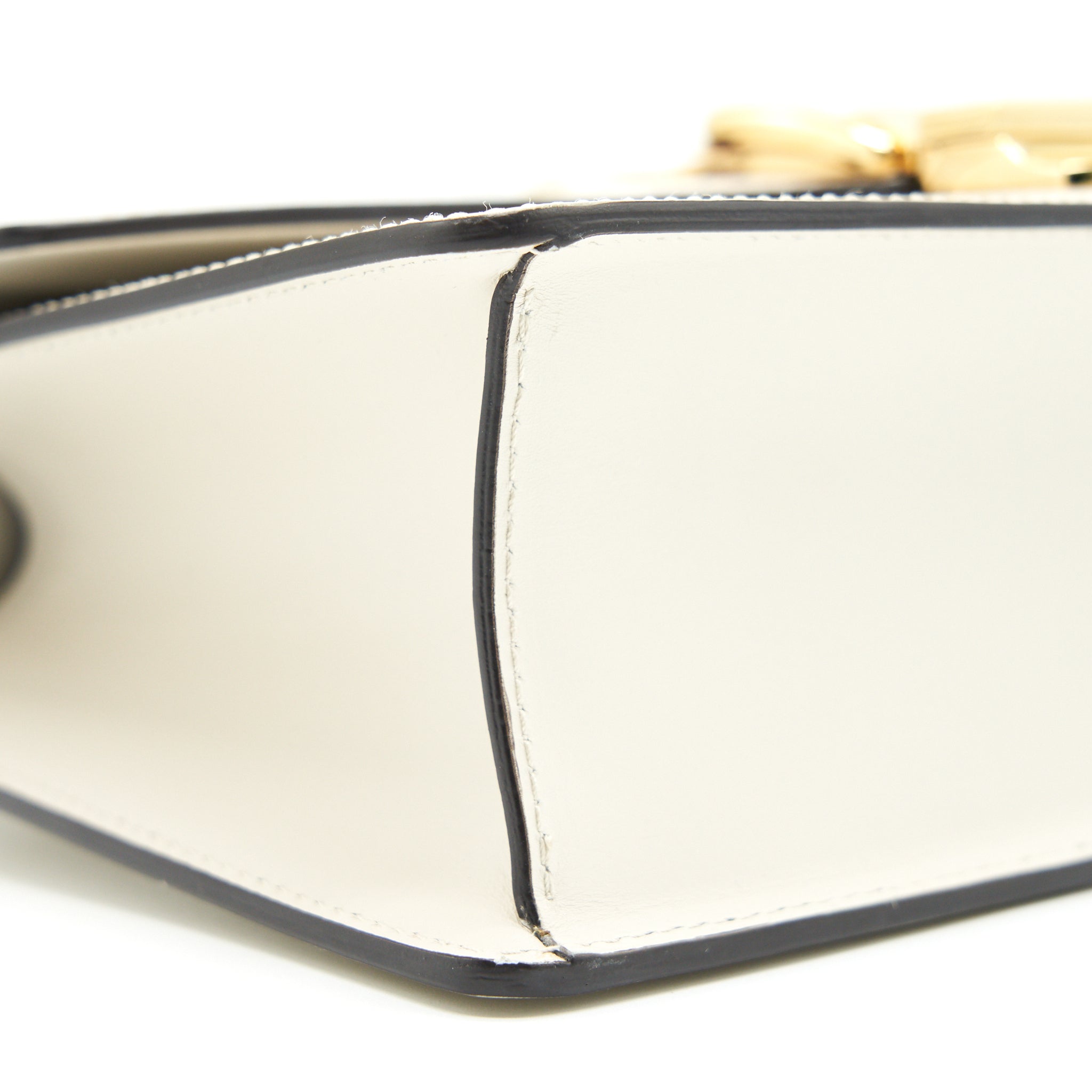gucci-small-sylvie-bag-white