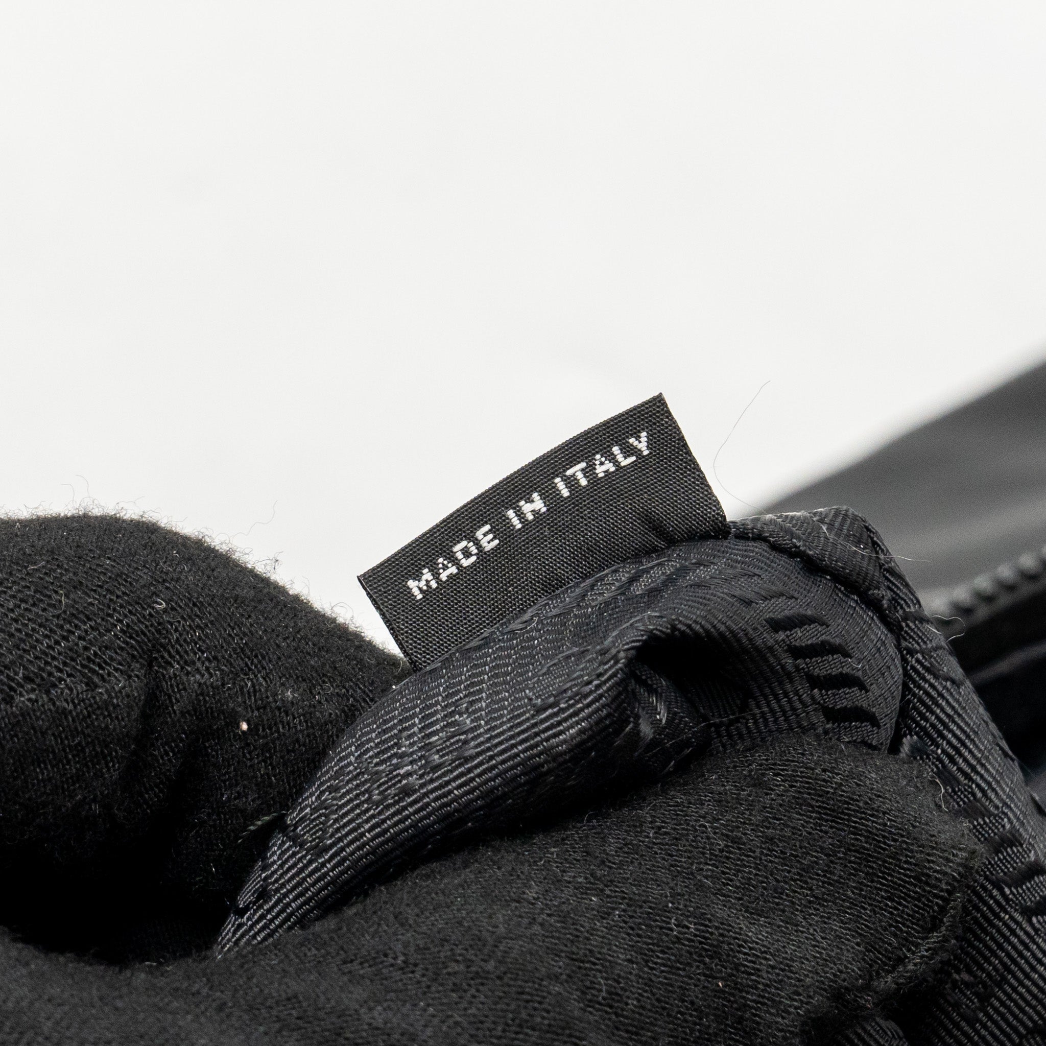 prada-black