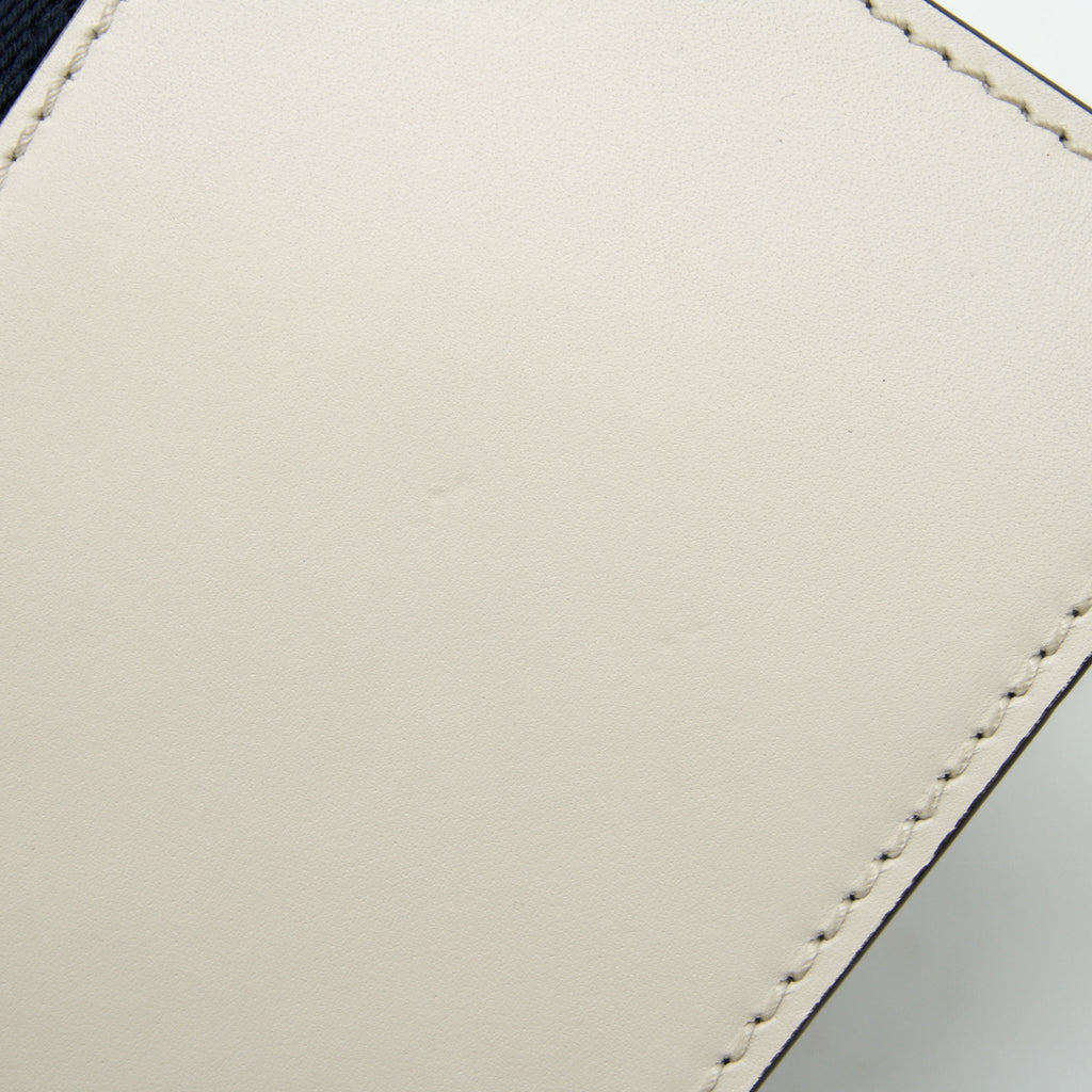 gucci-small-sylvie-bag-white