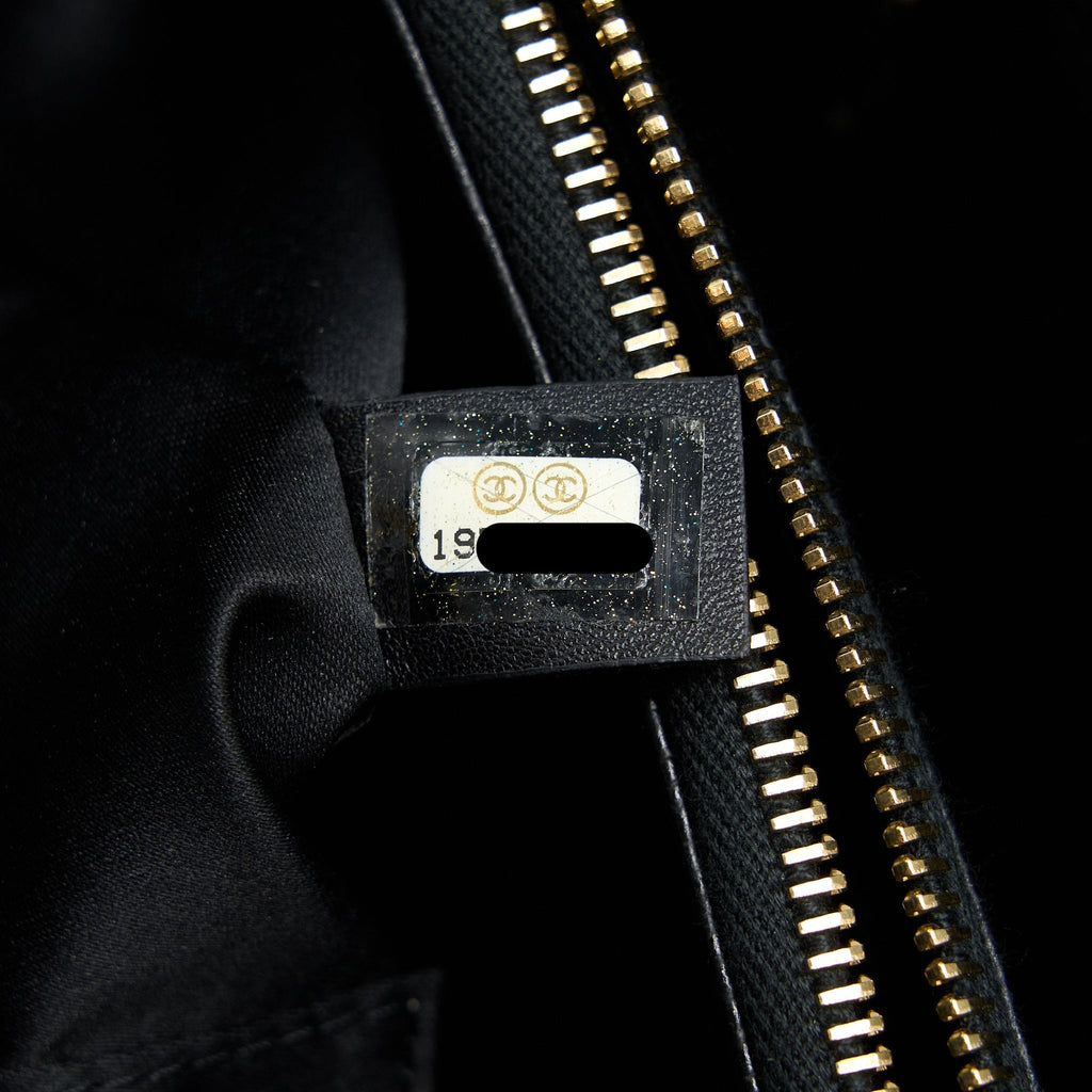 chanel-grand-shopping-tote-bag-caviar-black-ghw-4