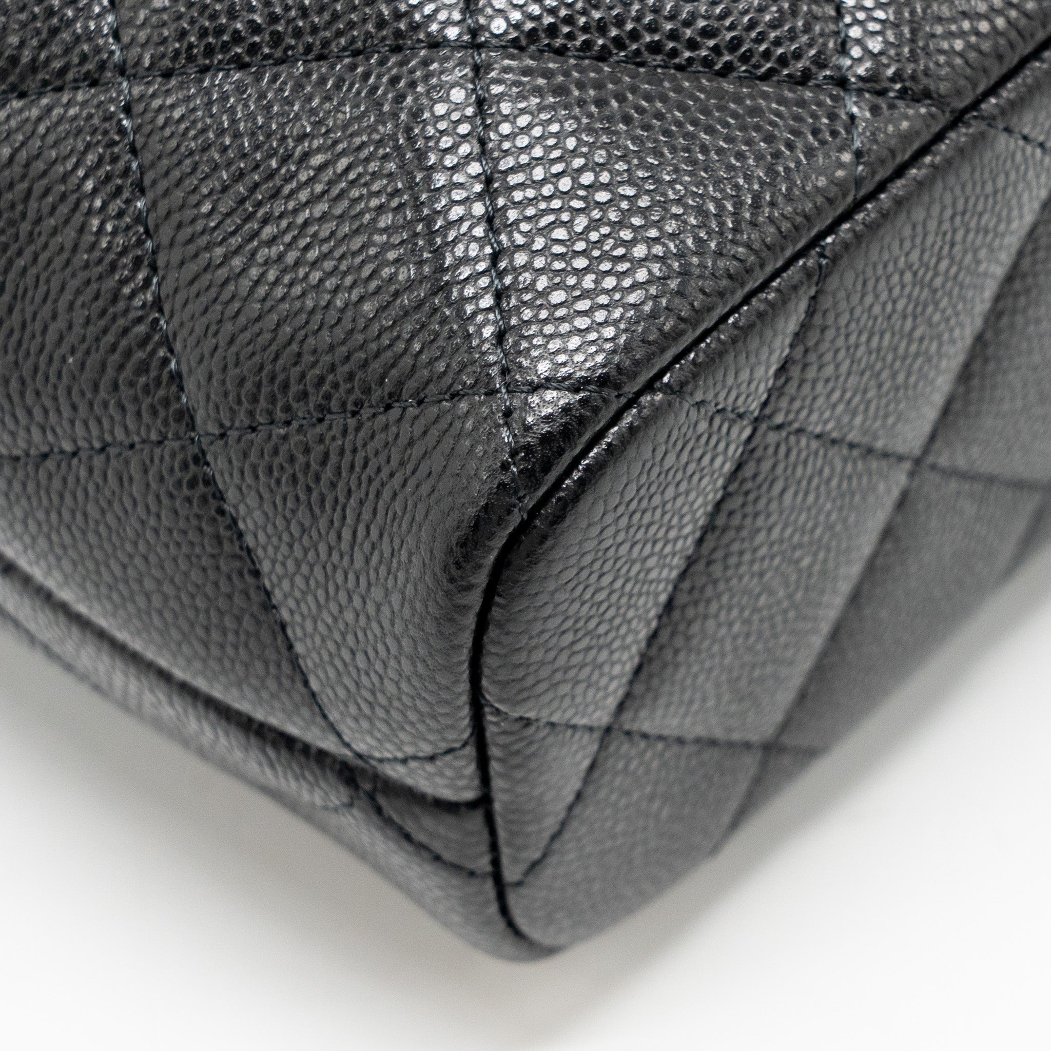 chanel-quilted-hobo-bag-with-chain-caviar-black-lghw-microchip