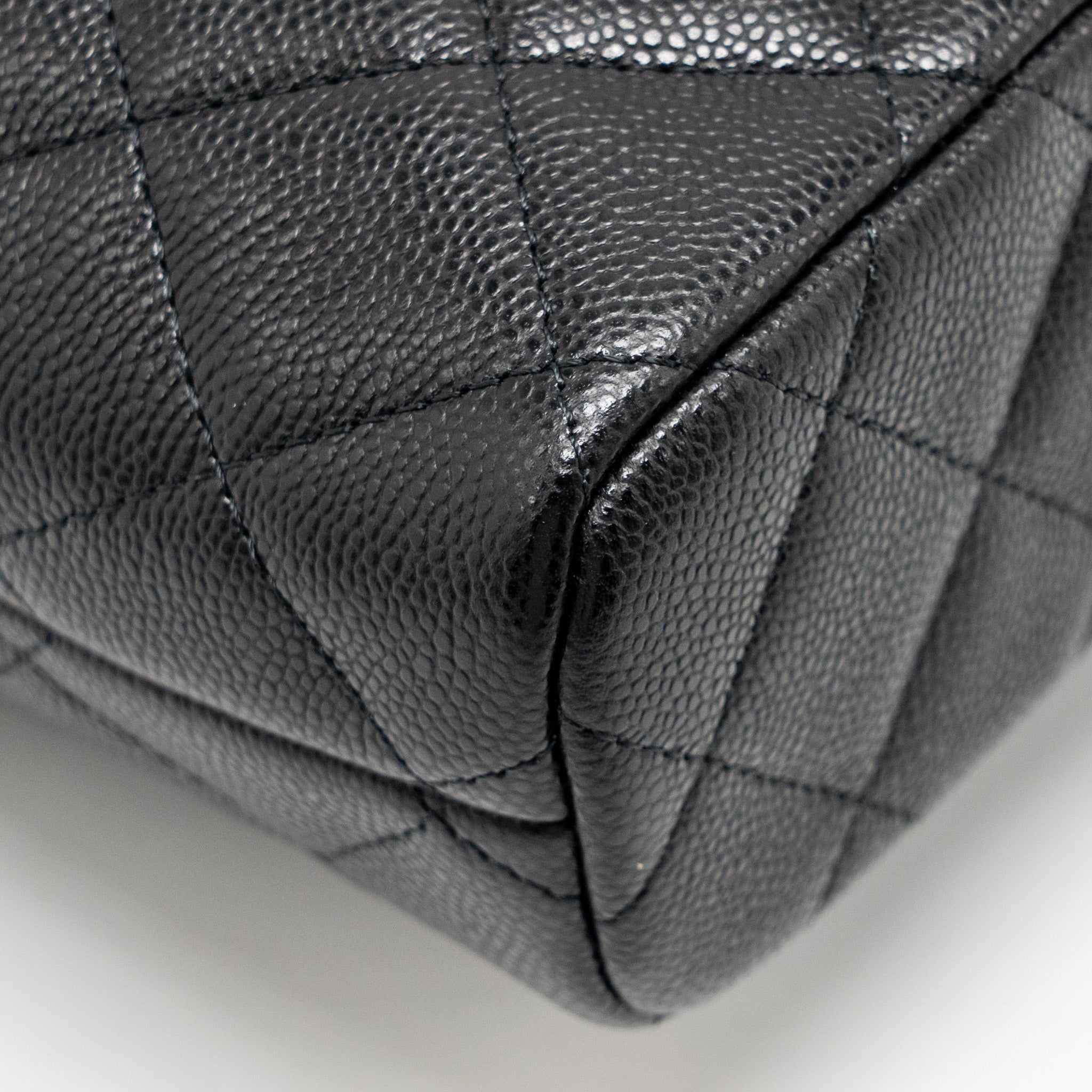 chanel-quilted-hobo-bag-with-chain-caviar-black-lghw-microchip