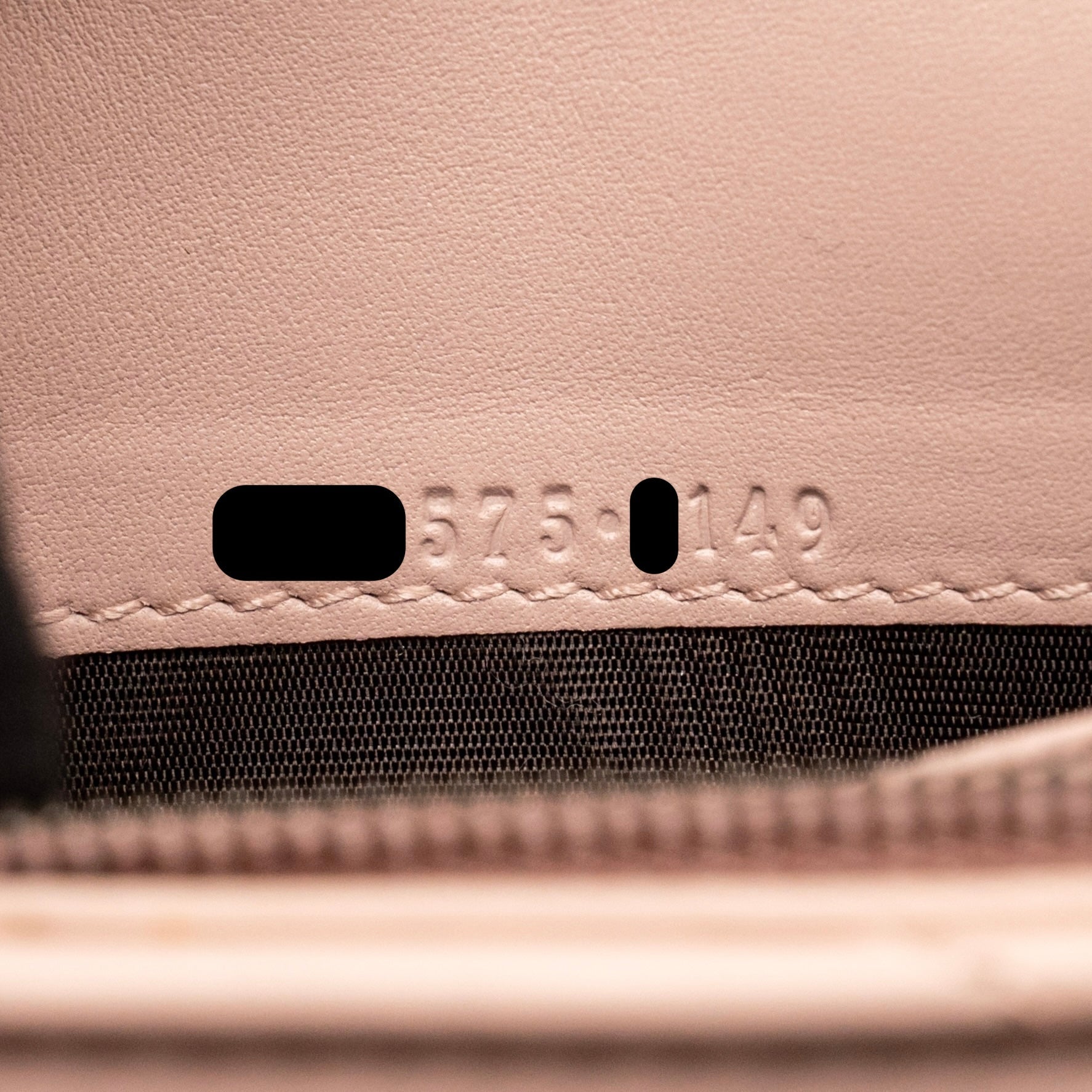 gucci-gg-marmont-wallet-on-chain-calfskin-pink-ghw
