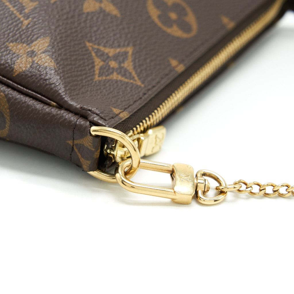 louis-vuitton-mini-pochette-accessories-monogram-canvas-ghw